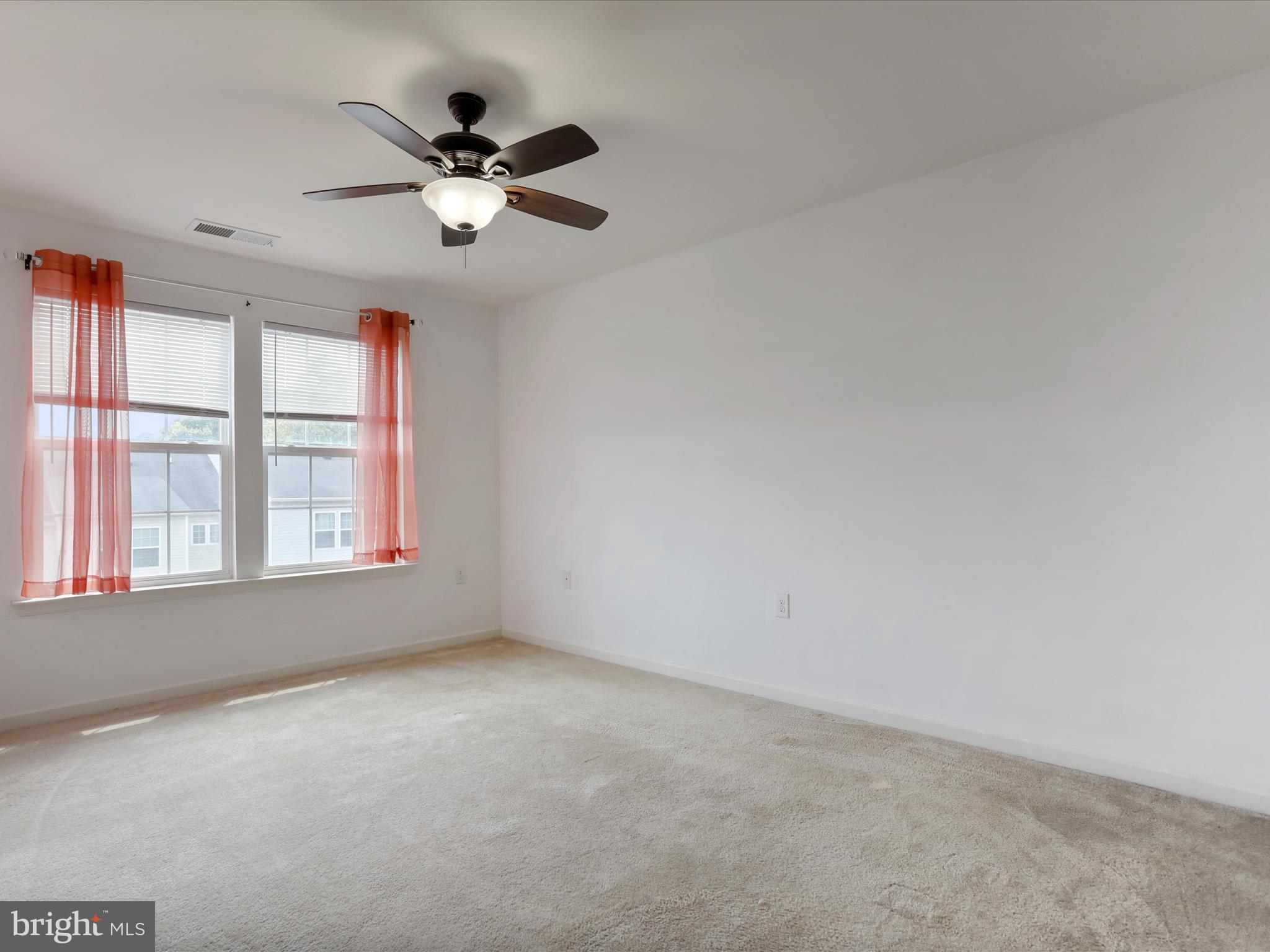 STONEBROOK VILLAGE - Residential