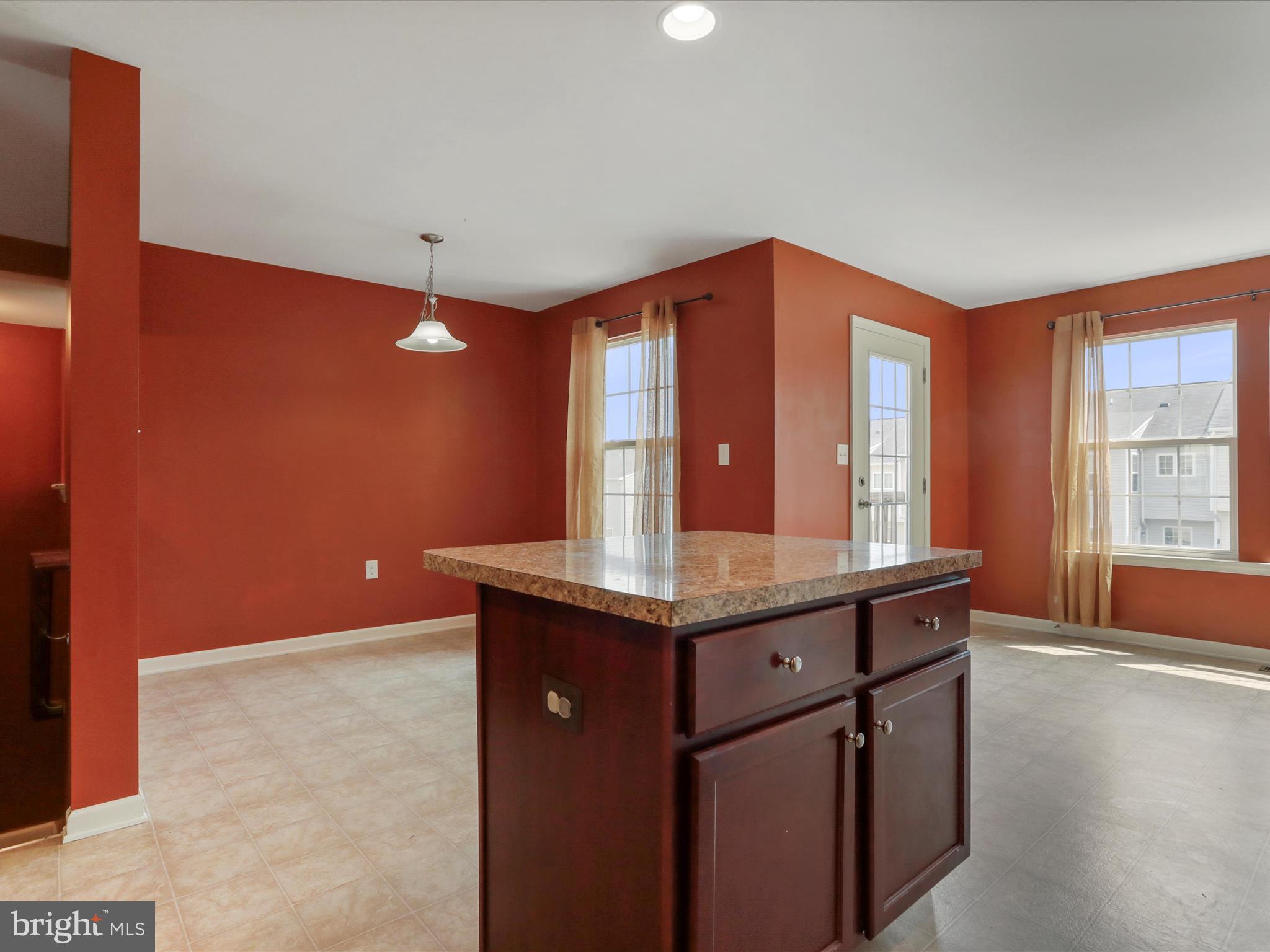 STONEBROOK VILLAGE - Residential