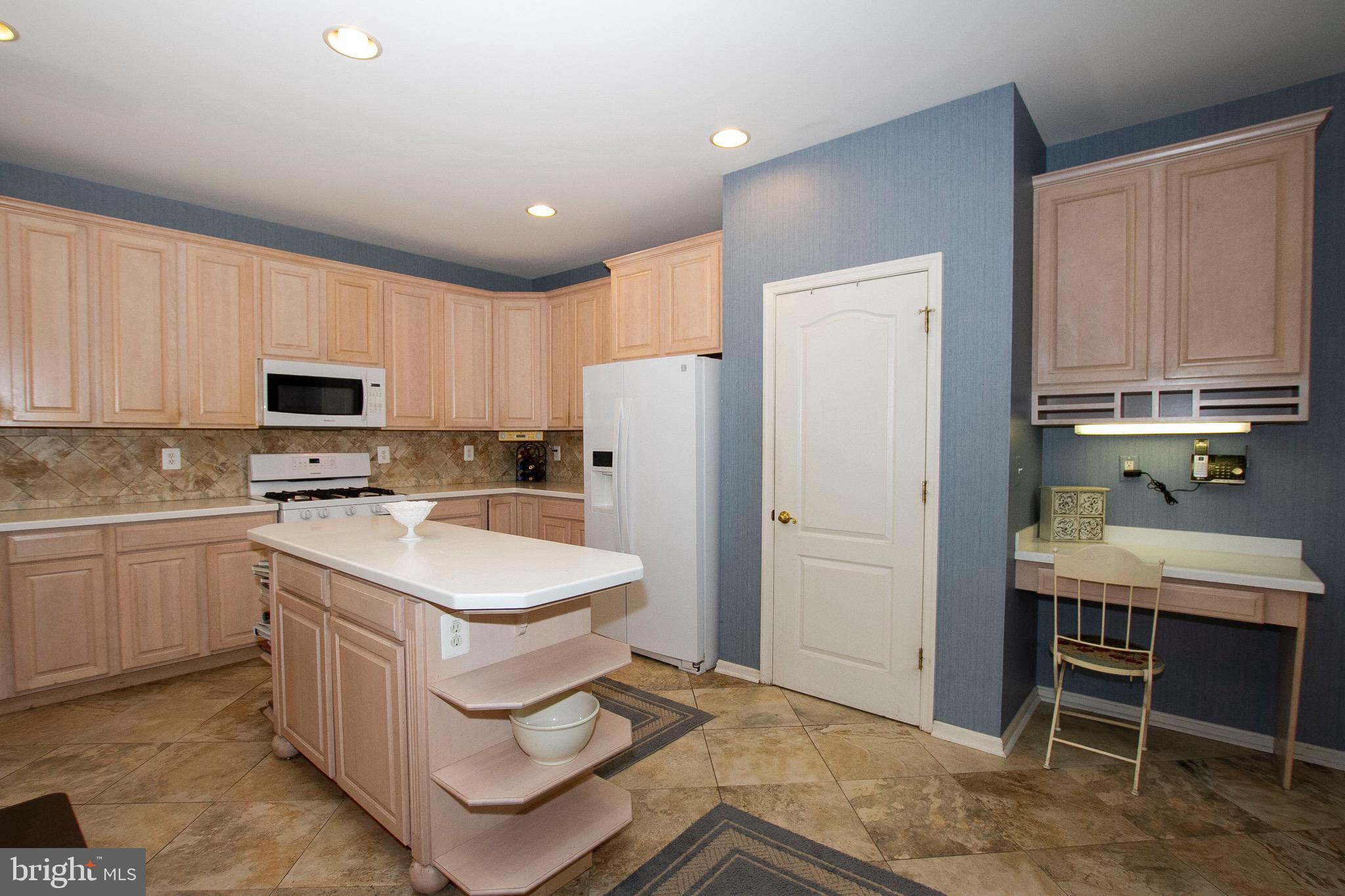 GREENBRIER HILLS - Residential