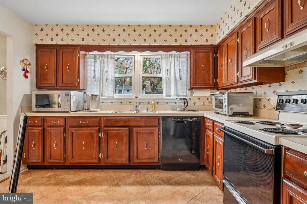 Photo of 8606 Bluffwood Ln, FORT WASHINGTON, MD 20744 (MLS # MDPG2195954)