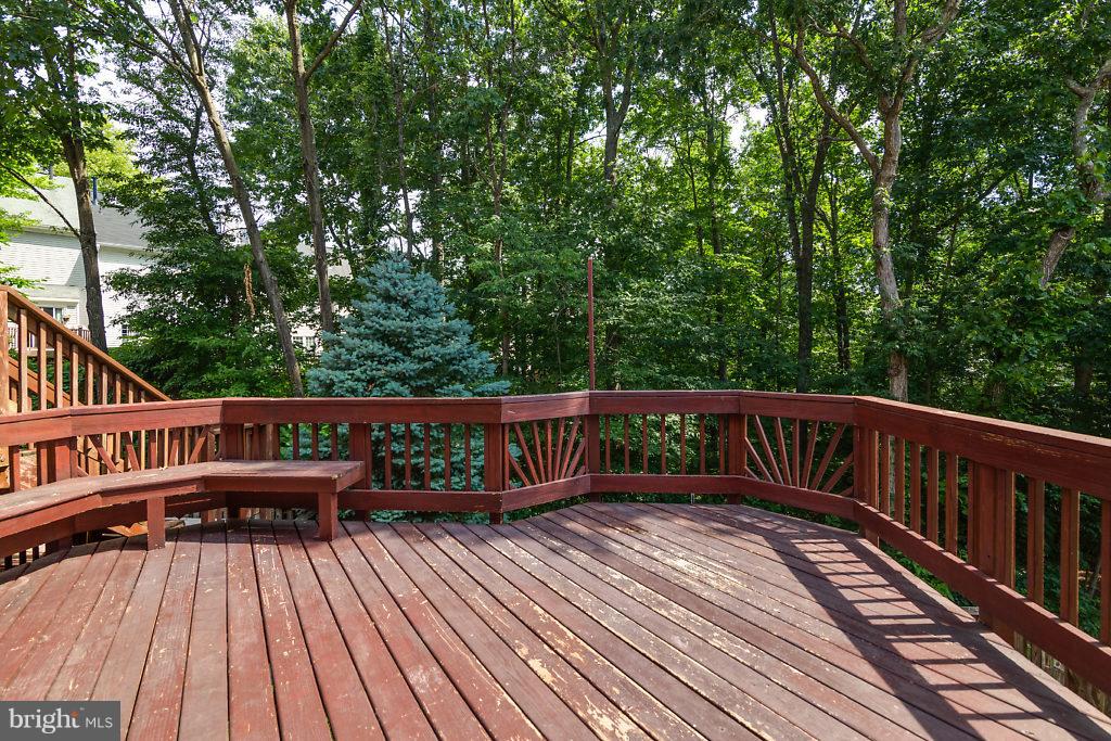 COMPTON VALLEY ESTATES - Residential Lease