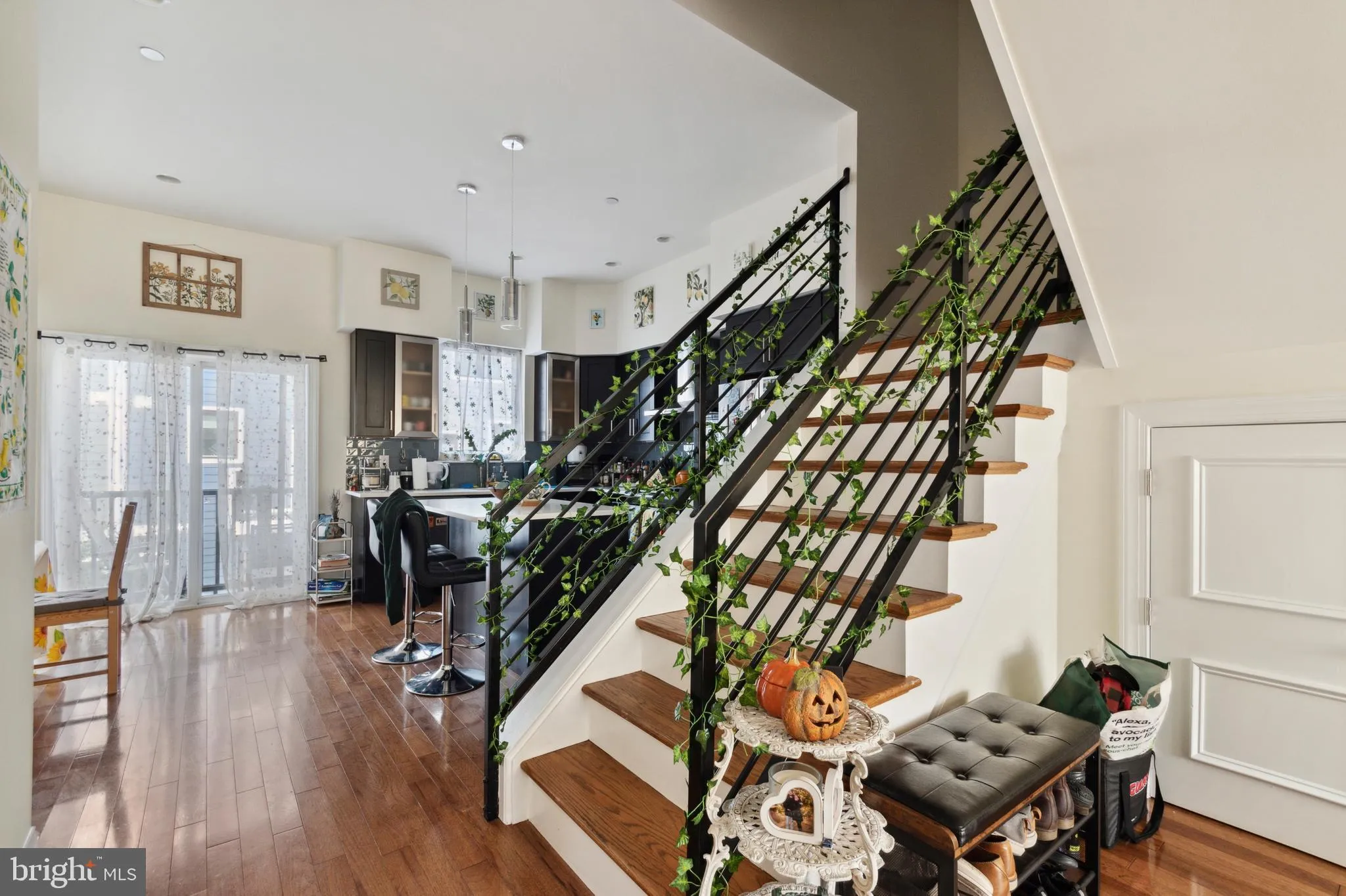 Philadelphia, Pennsylvania 19125, United States, 3 Bedrooms Bedrooms, ,Residential,Contingent,81541