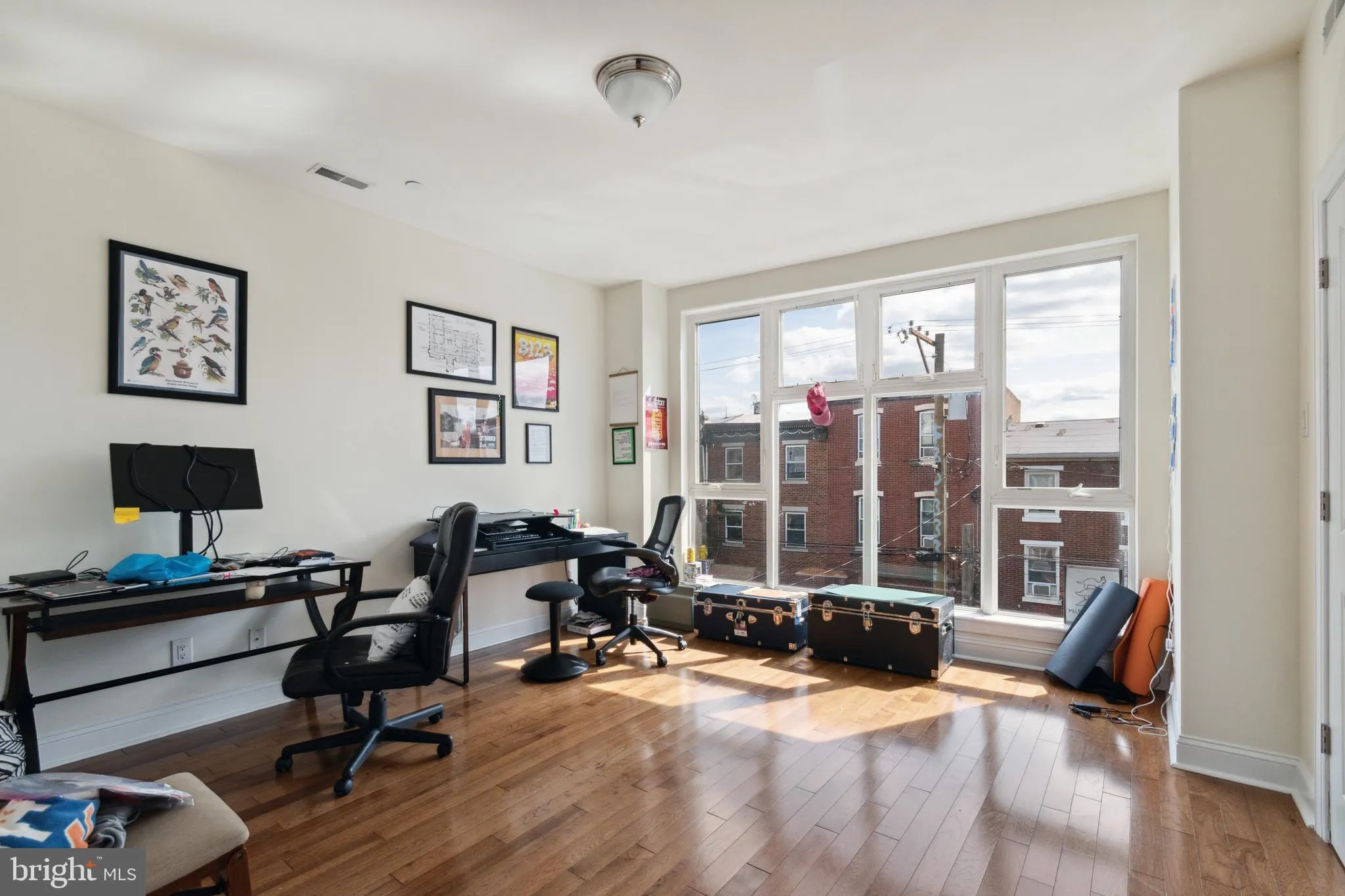 Philadelphia, Pennsylvania 19125, United States, 3 Bedrooms Bedrooms, ,Residential,Contingent,81541