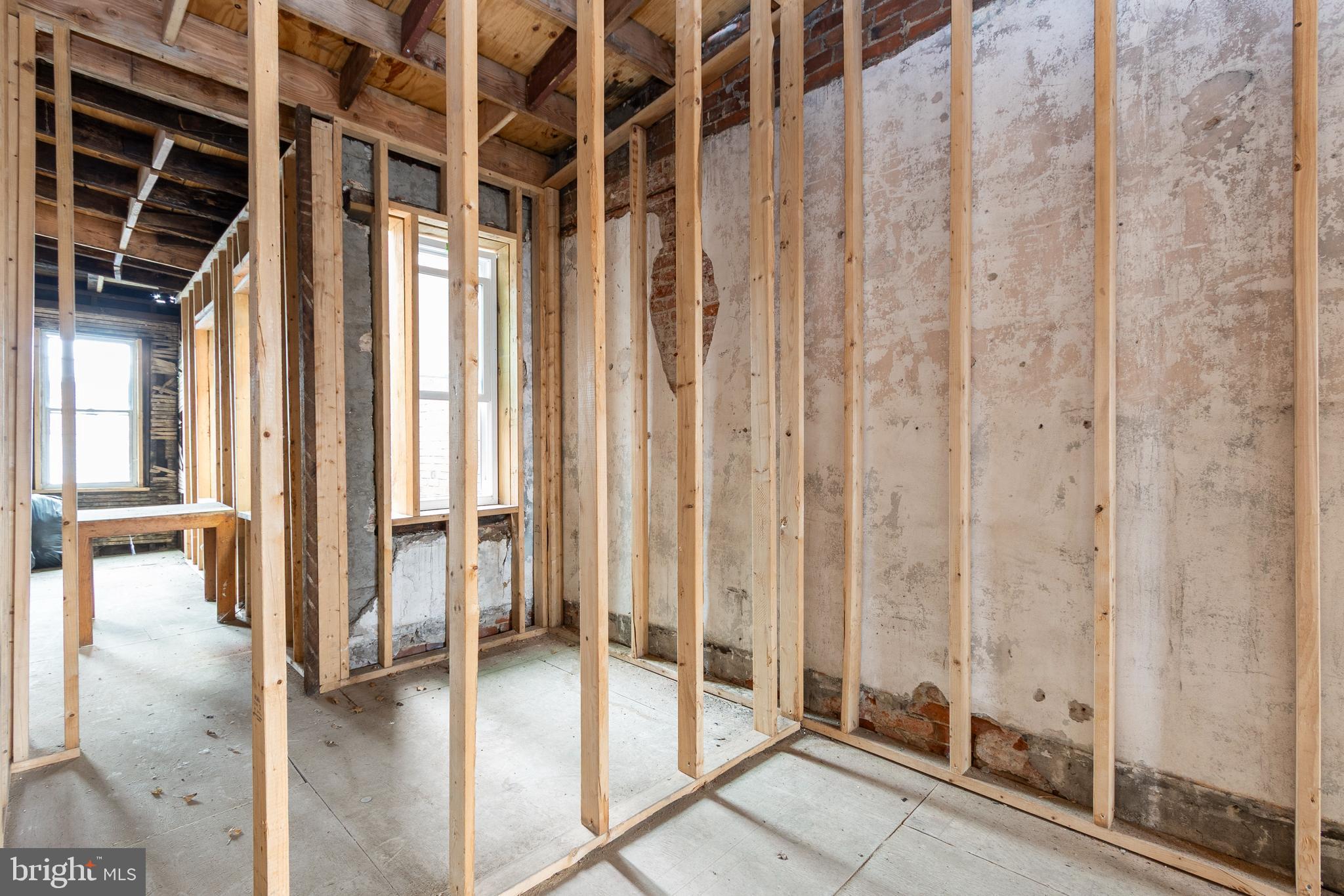 STRAWBERRY MANSION - Residential