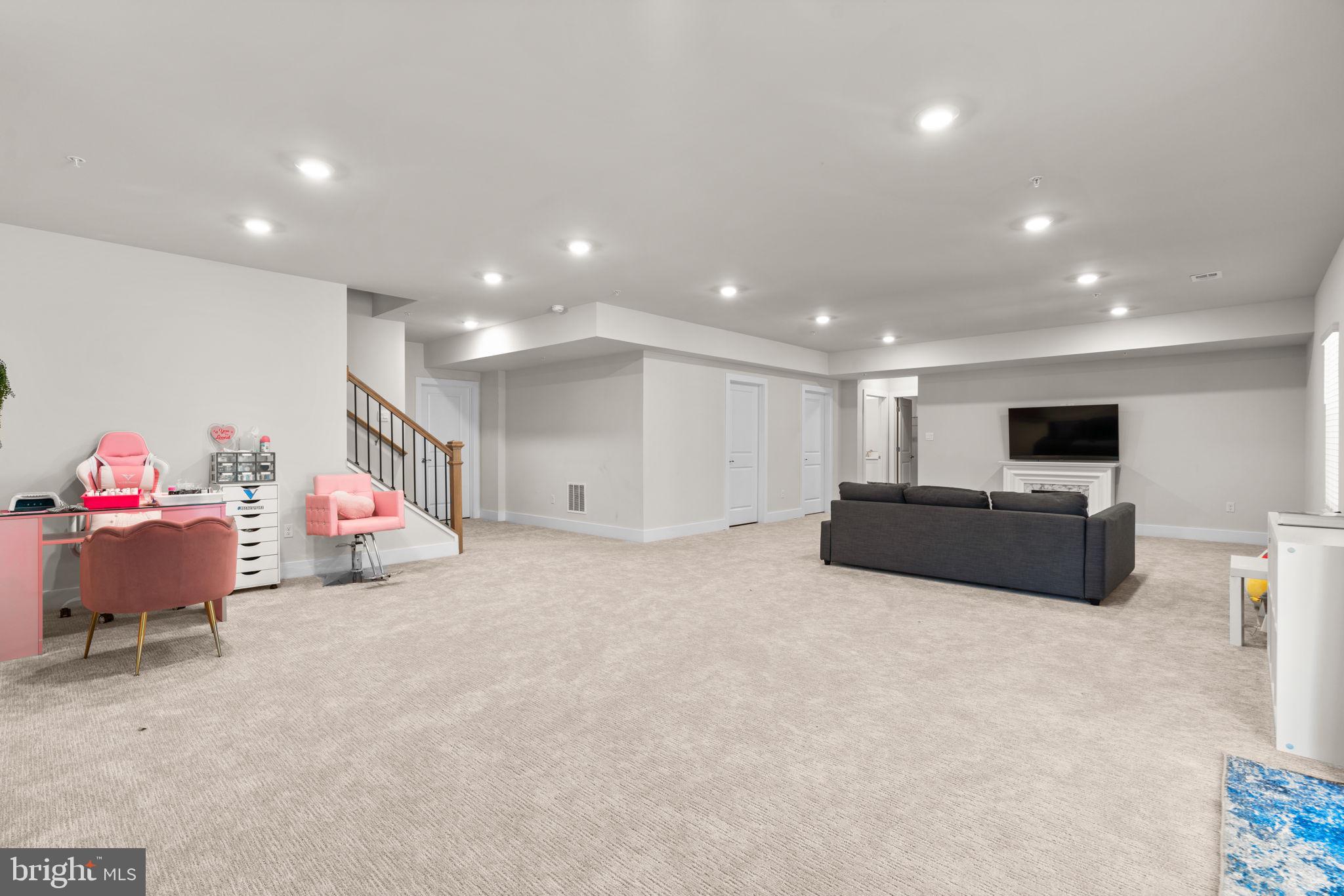 GOSHEN HUNT HILLS - Residential