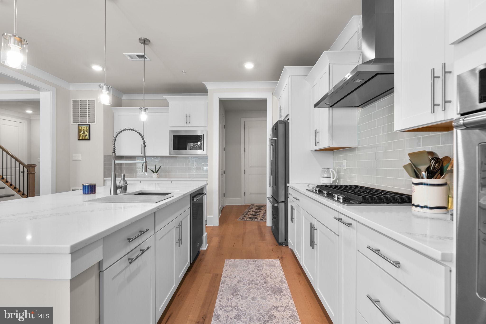 GOSHEN HUNT HILLS - Residential