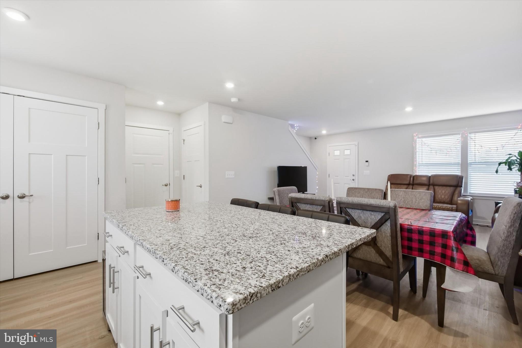 SOUTH BROOK - Residential