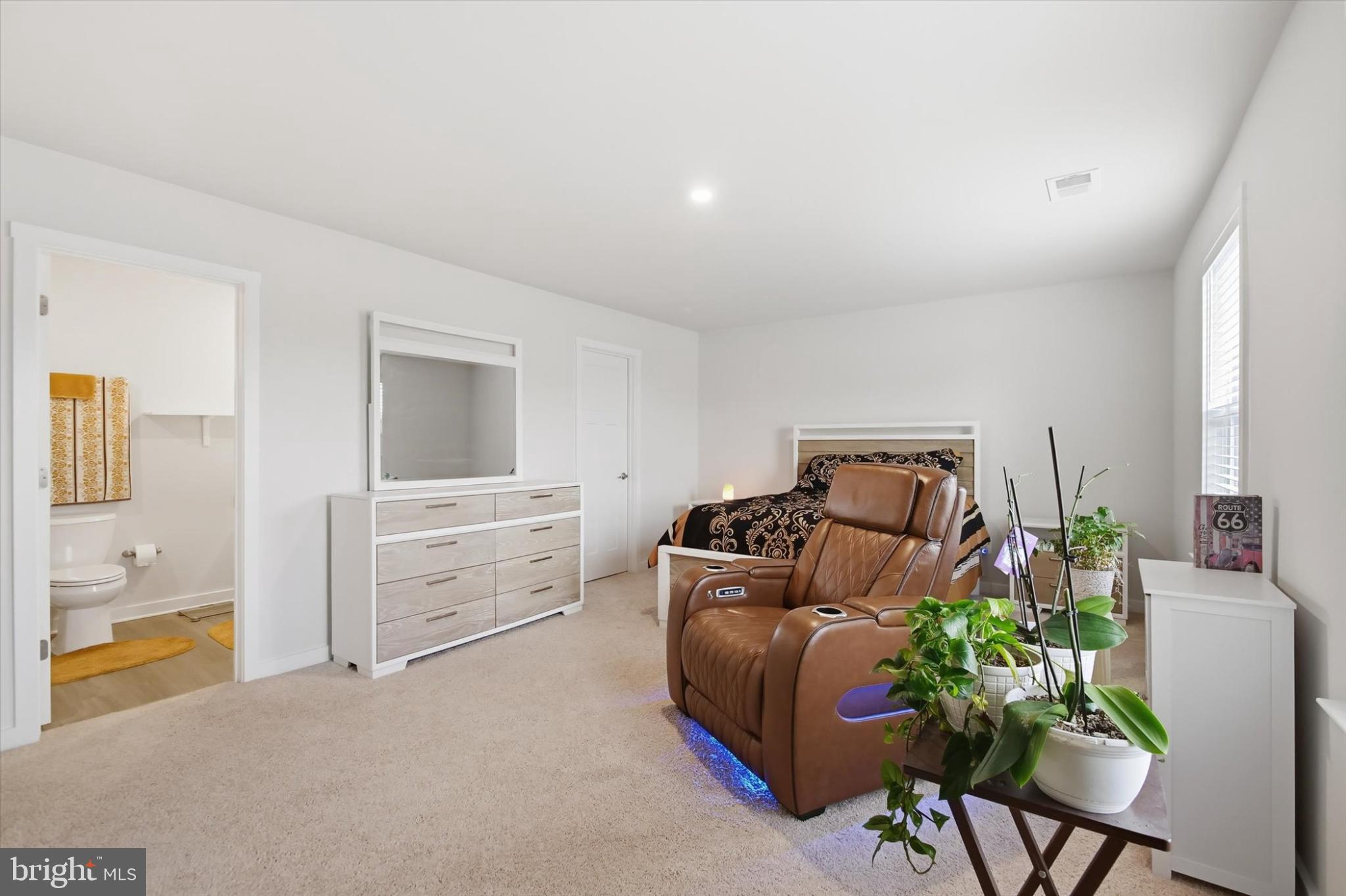 SOUTH BROOK - Residential