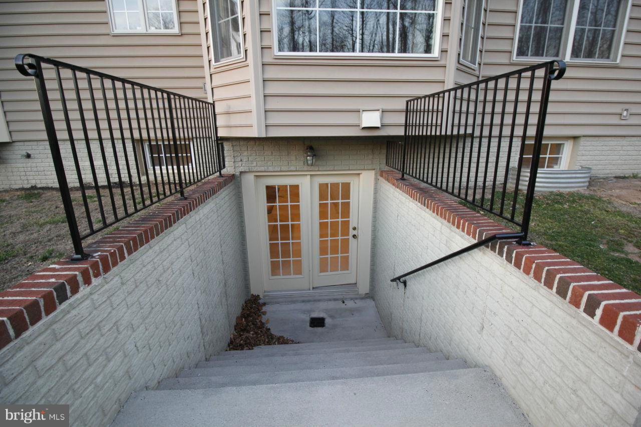 POWELLS LANDING - Residential Lease