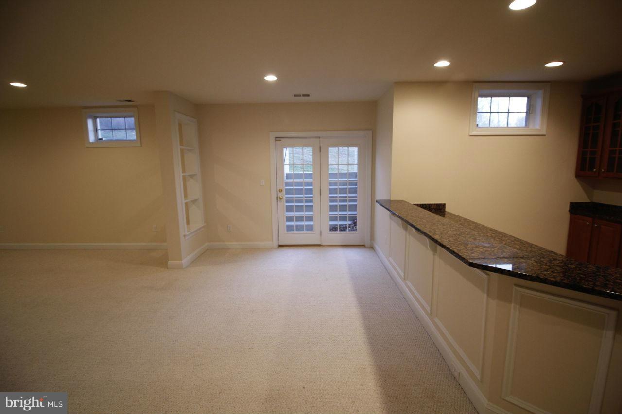 POWELLS LANDING - Residential Lease