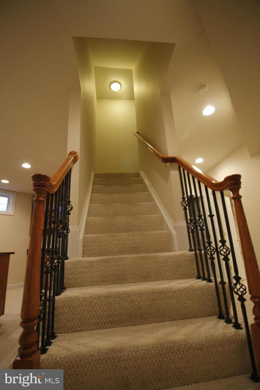 POWELLS LANDING - Residential Lease