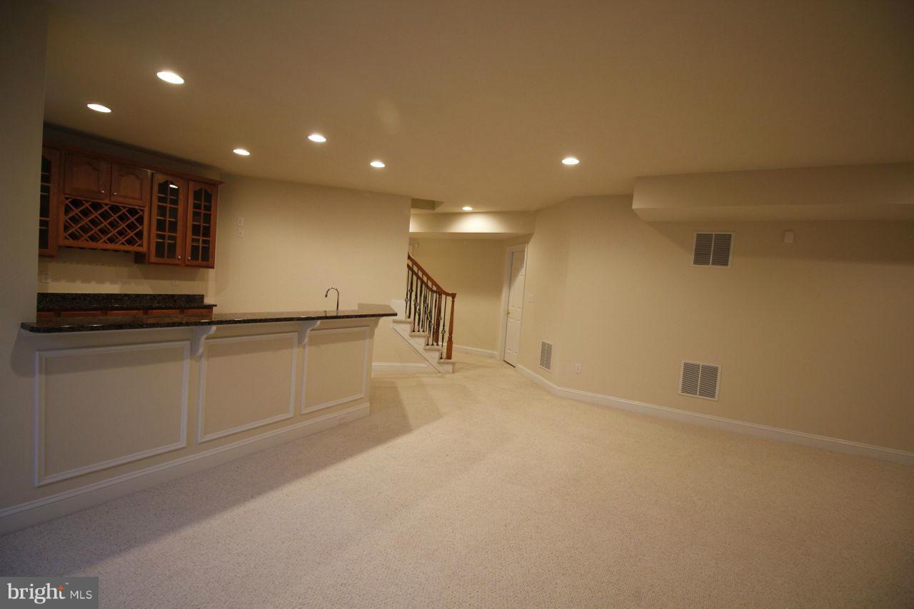 POWELLS LANDING - Residential Lease