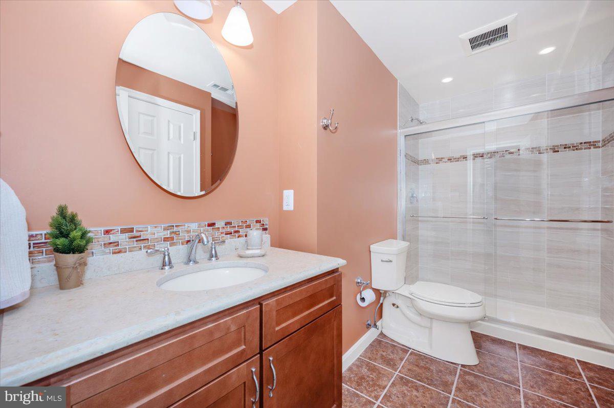 ELIZABETH'S DELIGHT - Residential