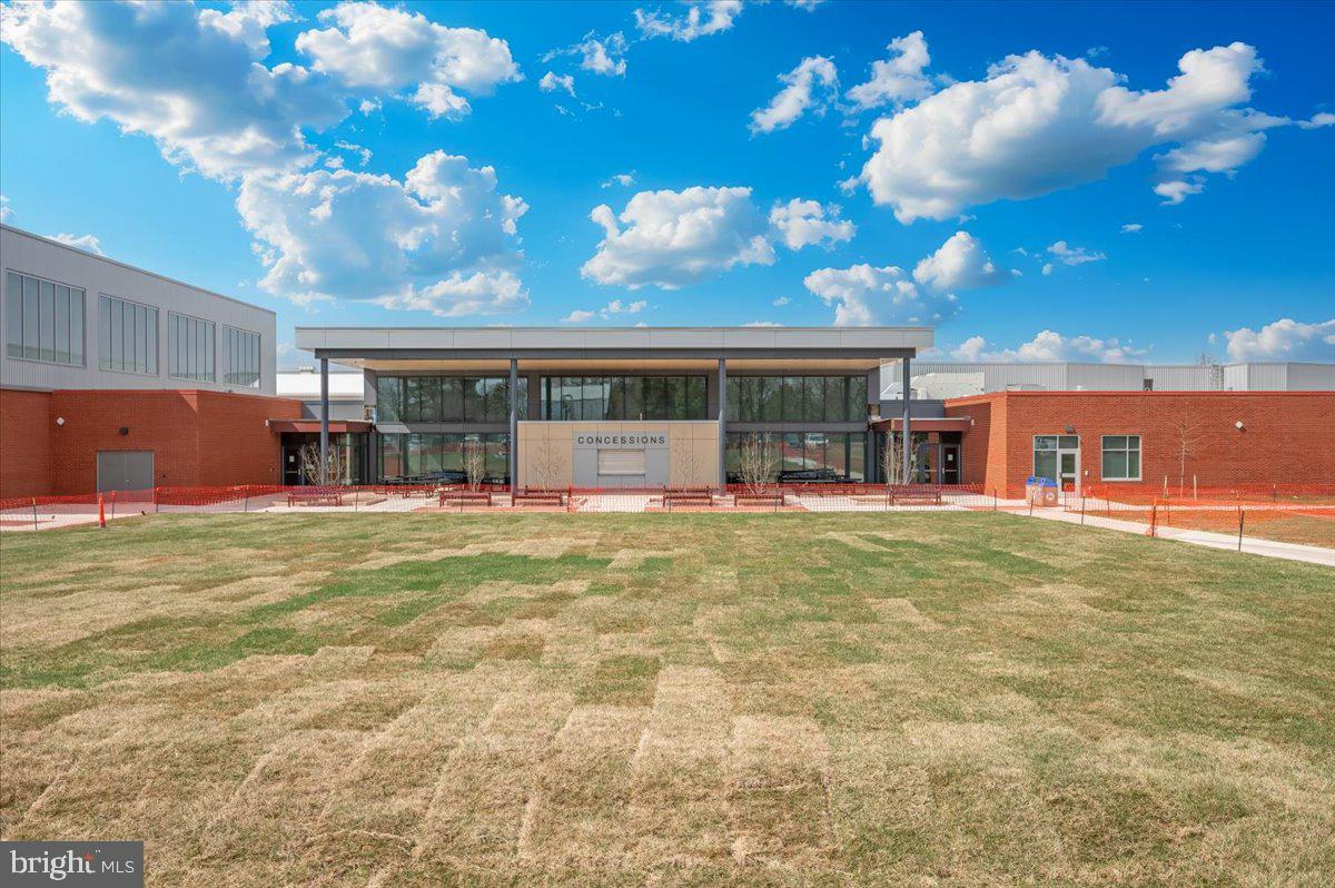 ELIZABETH'S DELIGHT - Residential