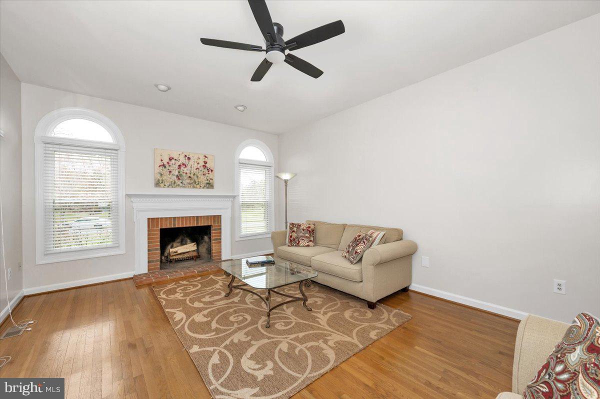 ELIZABETH'S DELIGHT - Residential