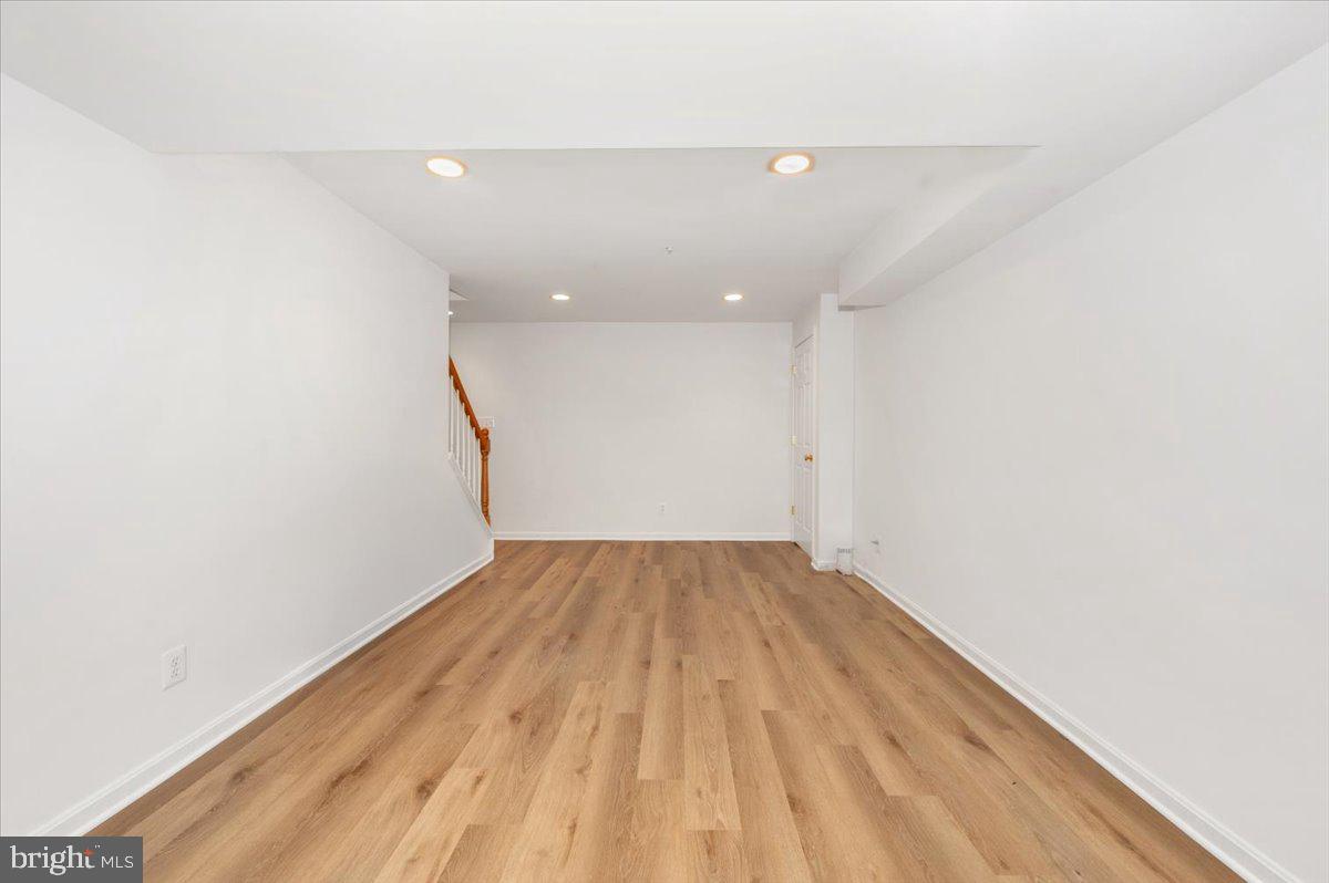 ELIZABETH'S DELIGHT - Residential