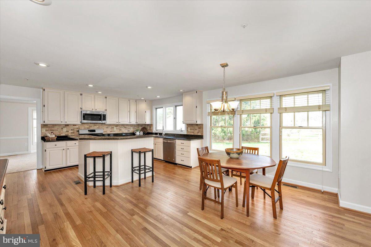 ELIZABETH'S DELIGHT - Residential