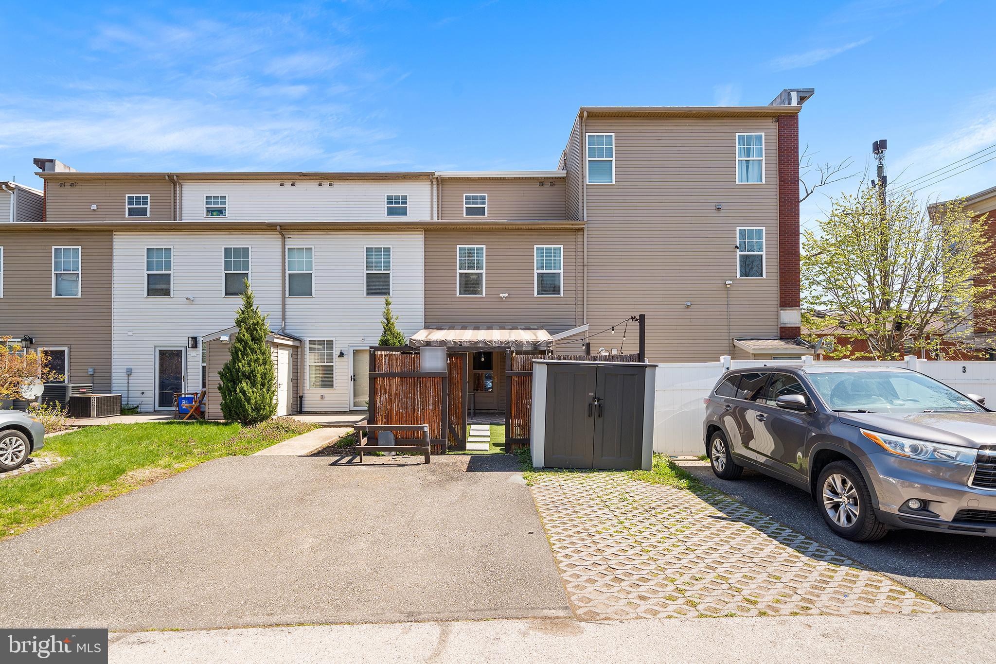 HAWTHORNE - Residential