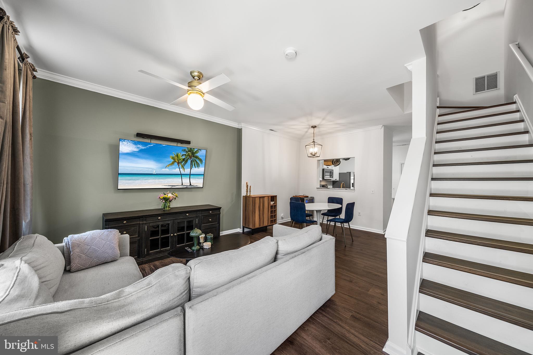 HAWTHORNE - Residential