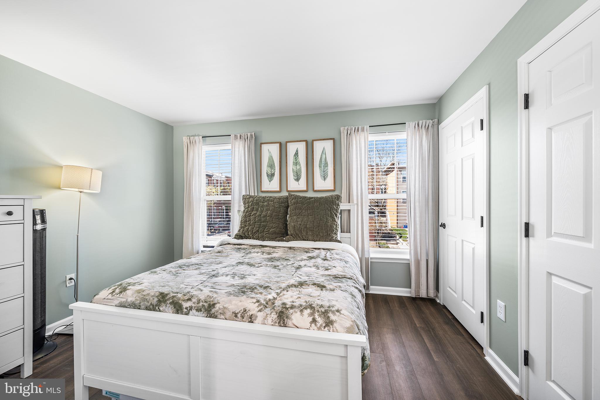 HAWTHORNE - Residential