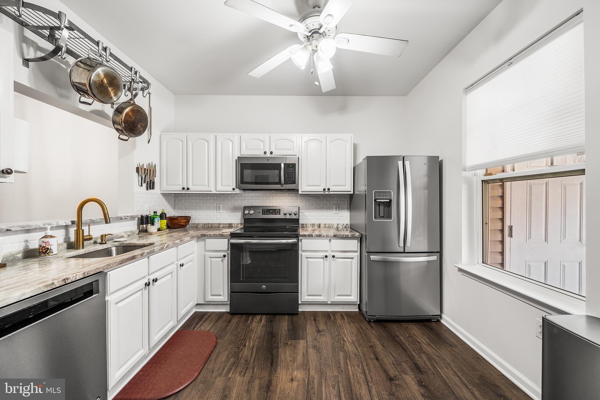 HAWTHORNE - Residential