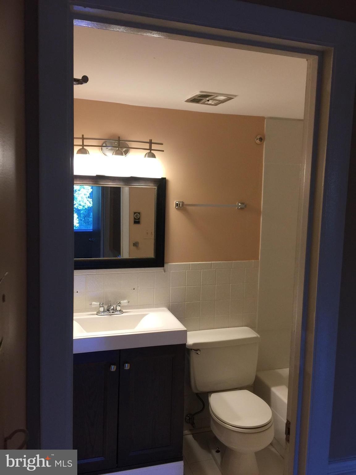 PEMBROOKE - Residential Lease