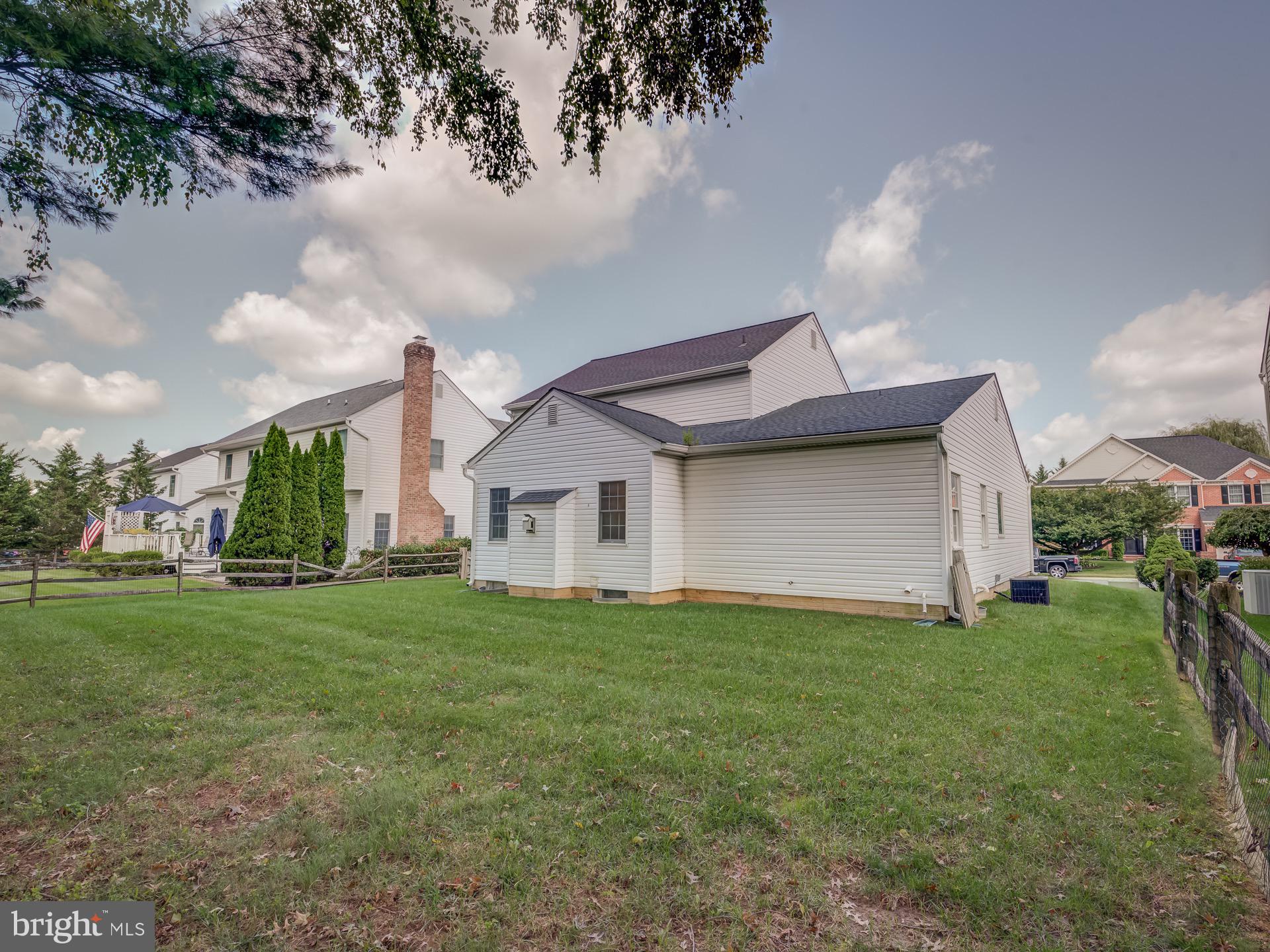 WEST GATE - Residential