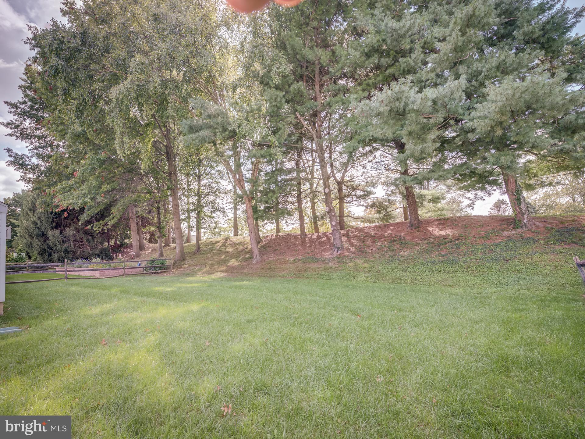 WEST GATE - Residential