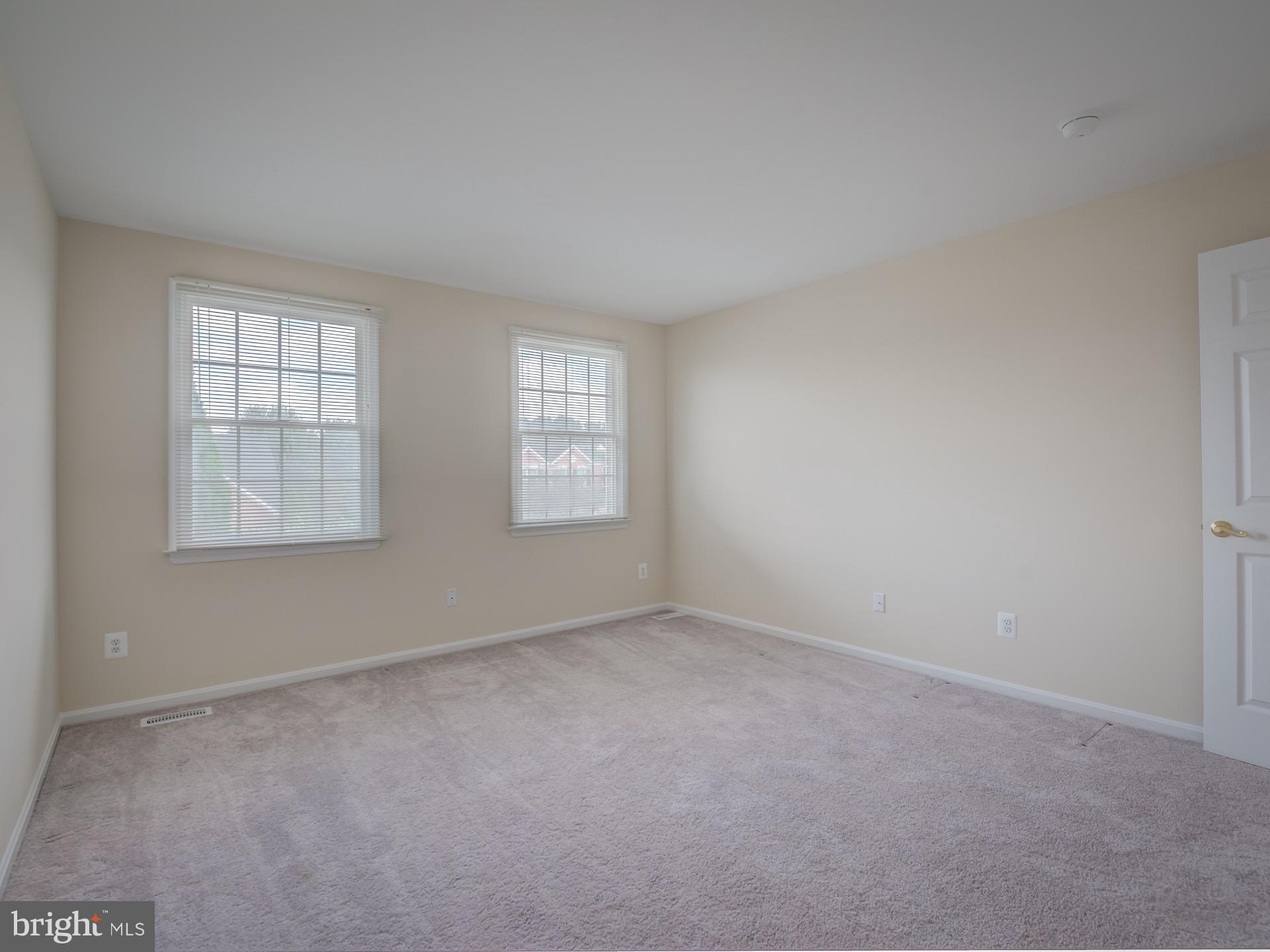 WEST GATE - Residential