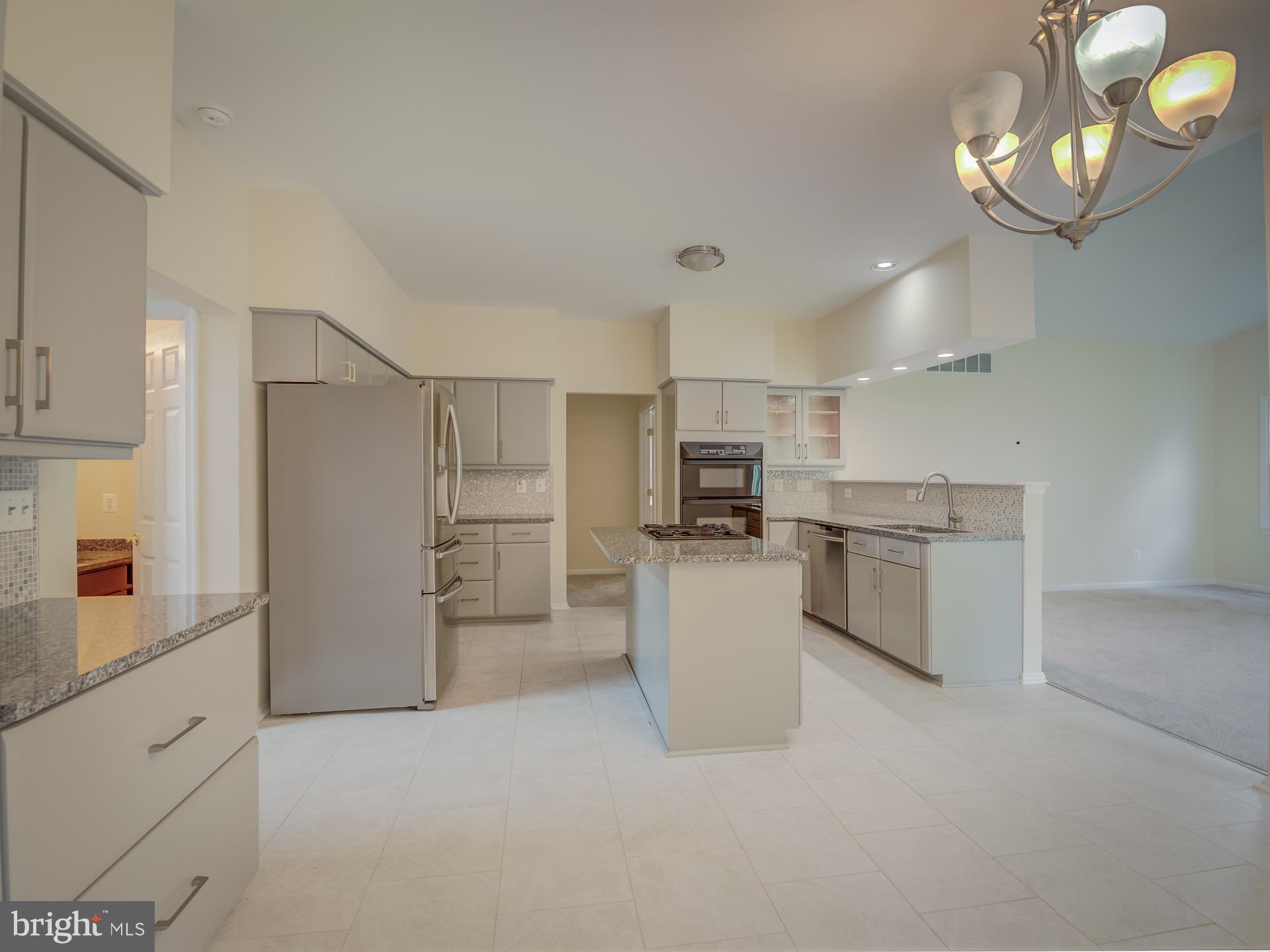 WEST GATE - Residential