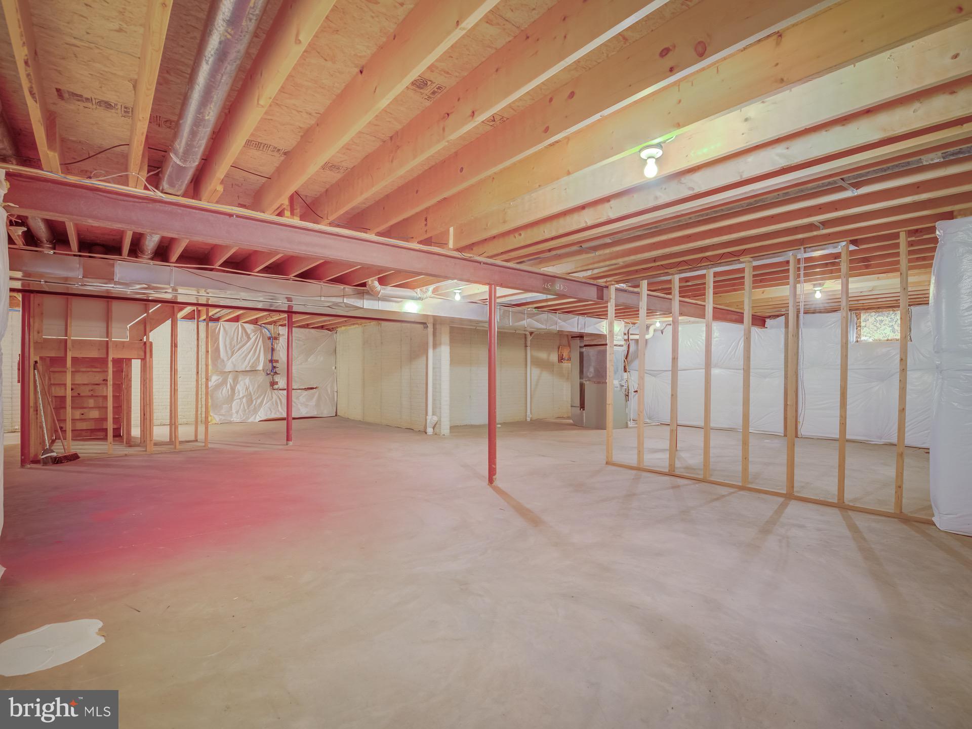 WEST GATE - Residential