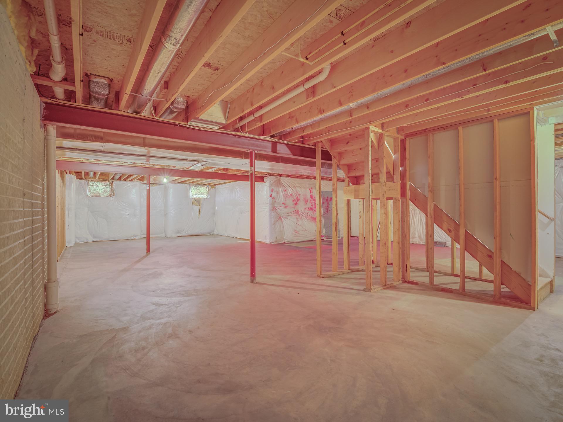 WEST GATE - Residential