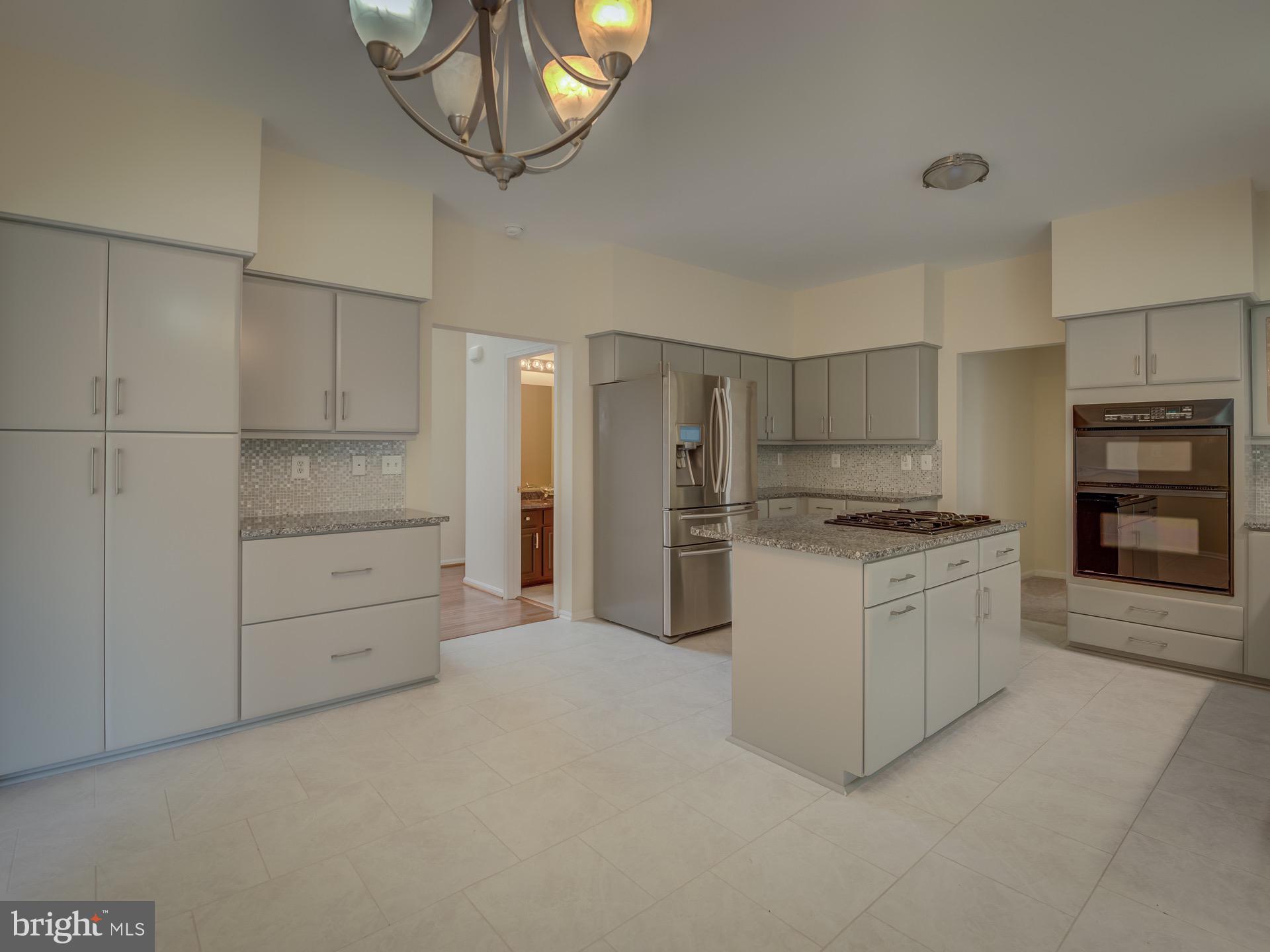 WEST GATE - Residential