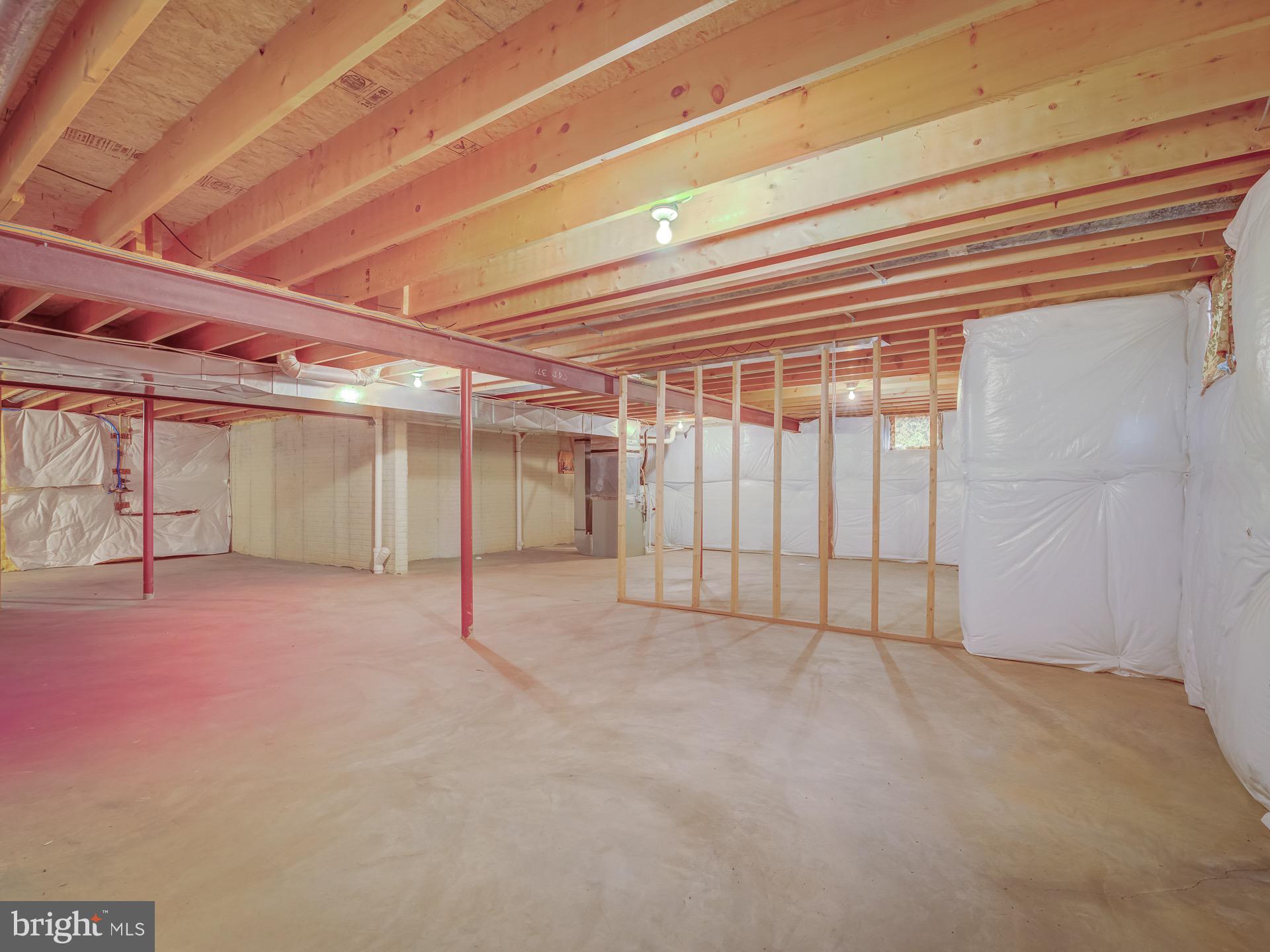 WEST GATE - Residential