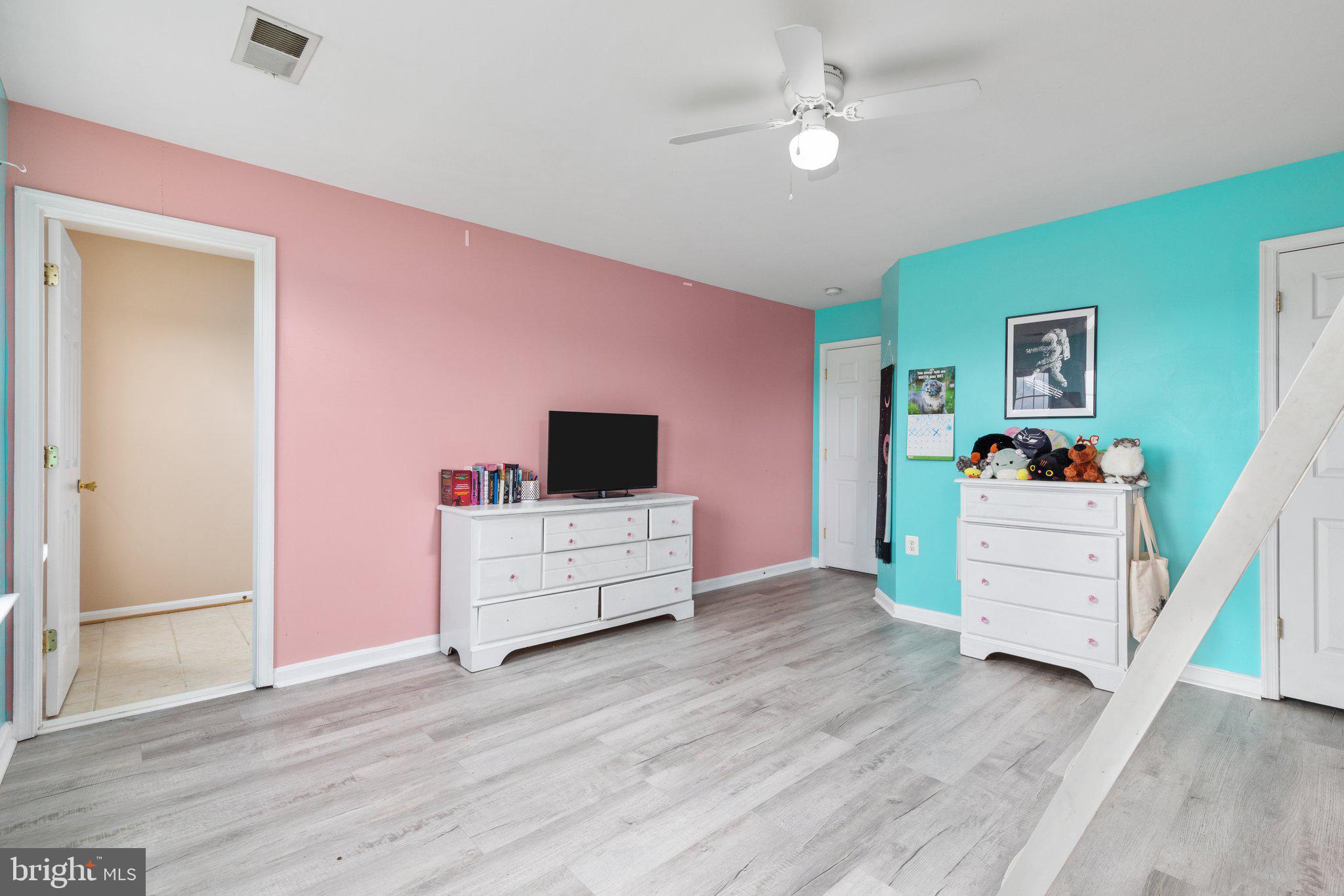 HARVEST HILLS - Residential