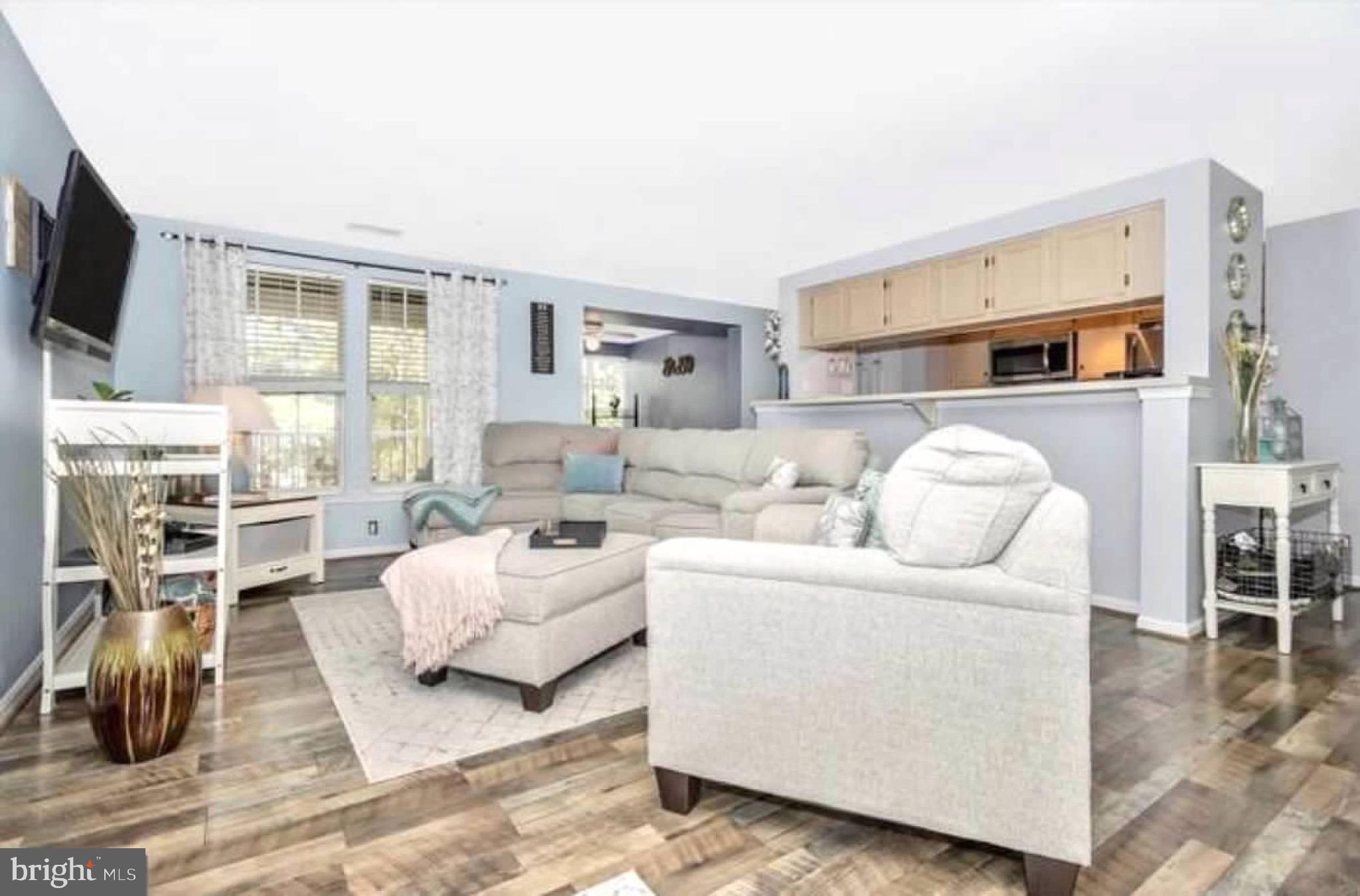 CLOVERLEAF CENTER - Residential Lease