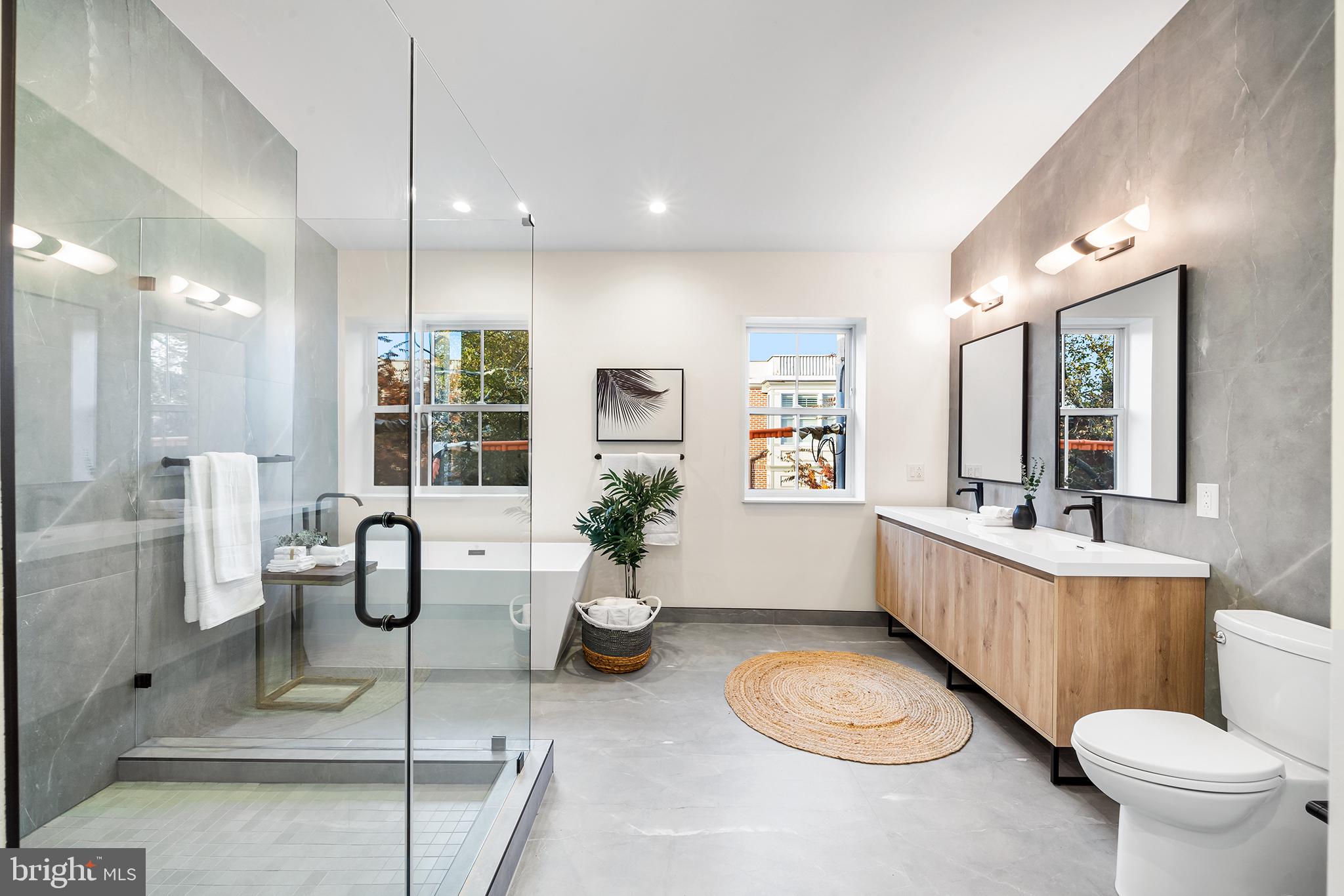 BELLA VISTA - Residential