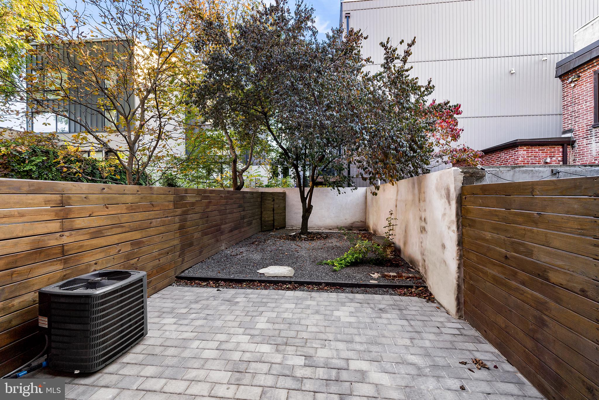 BELLA VISTA - Residential