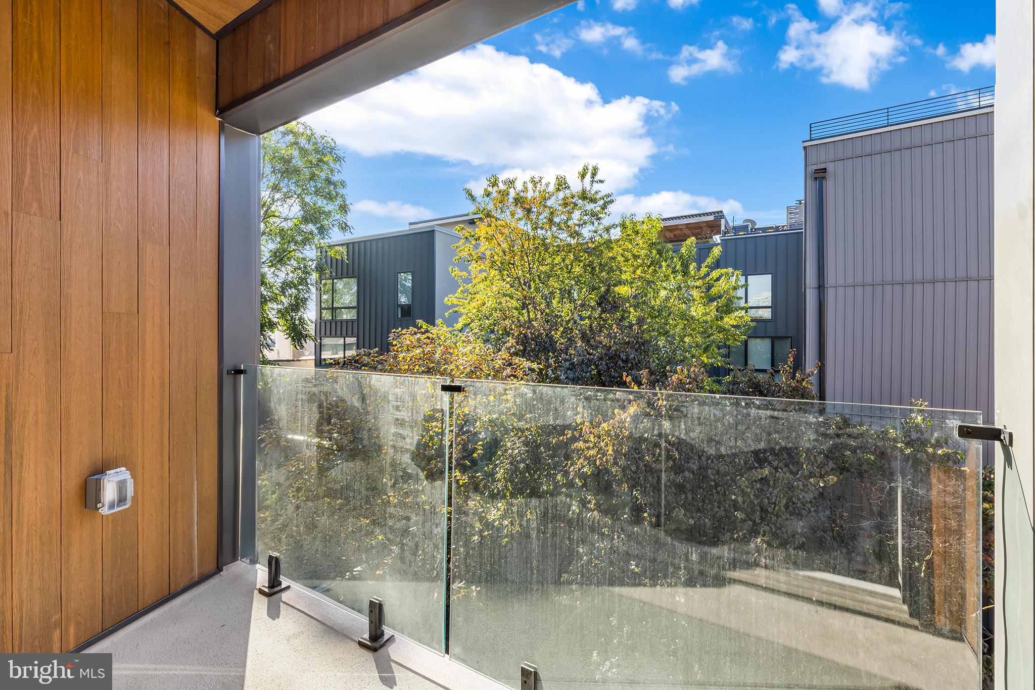 BELLA VISTA - Residential