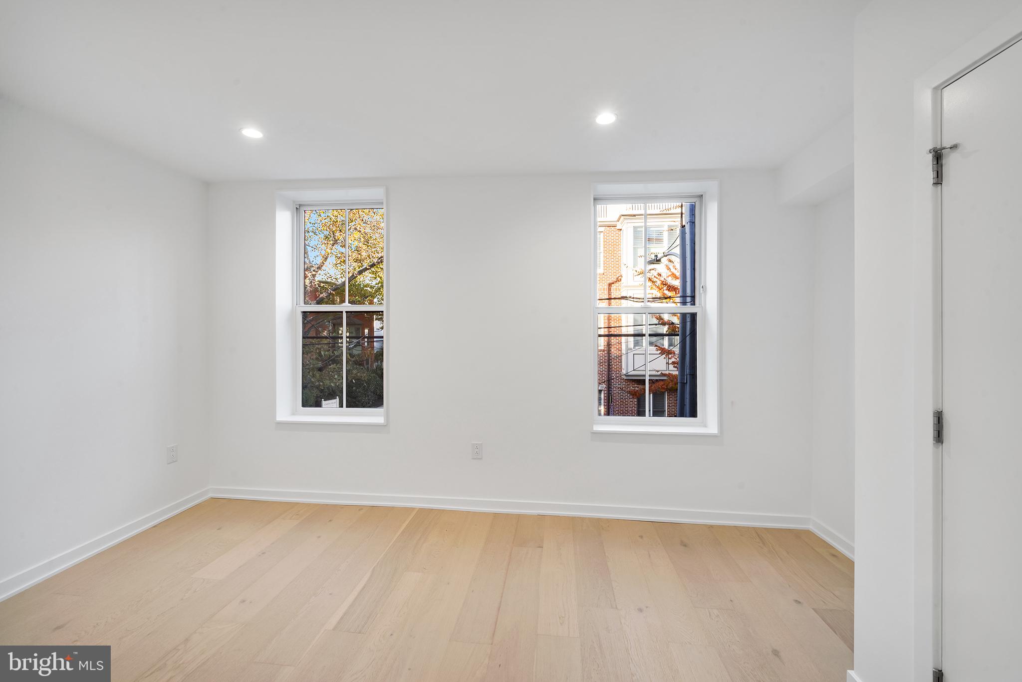 BELLA VISTA - Residential