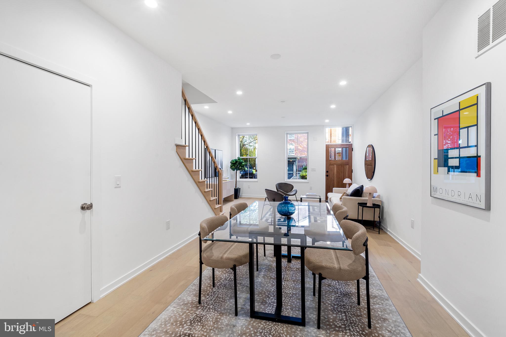 BELLA VISTA - Residential