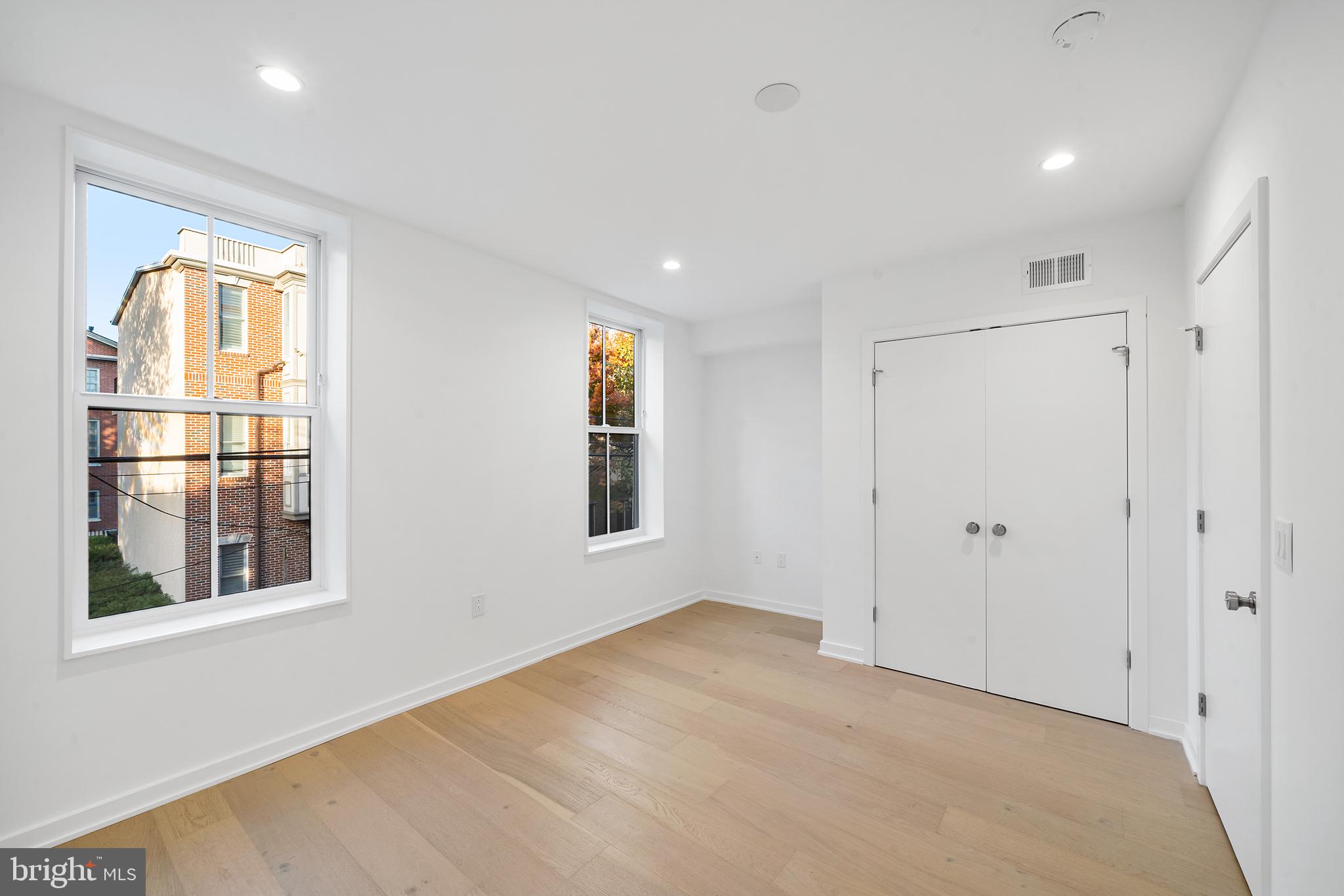 BELLA VISTA - Residential