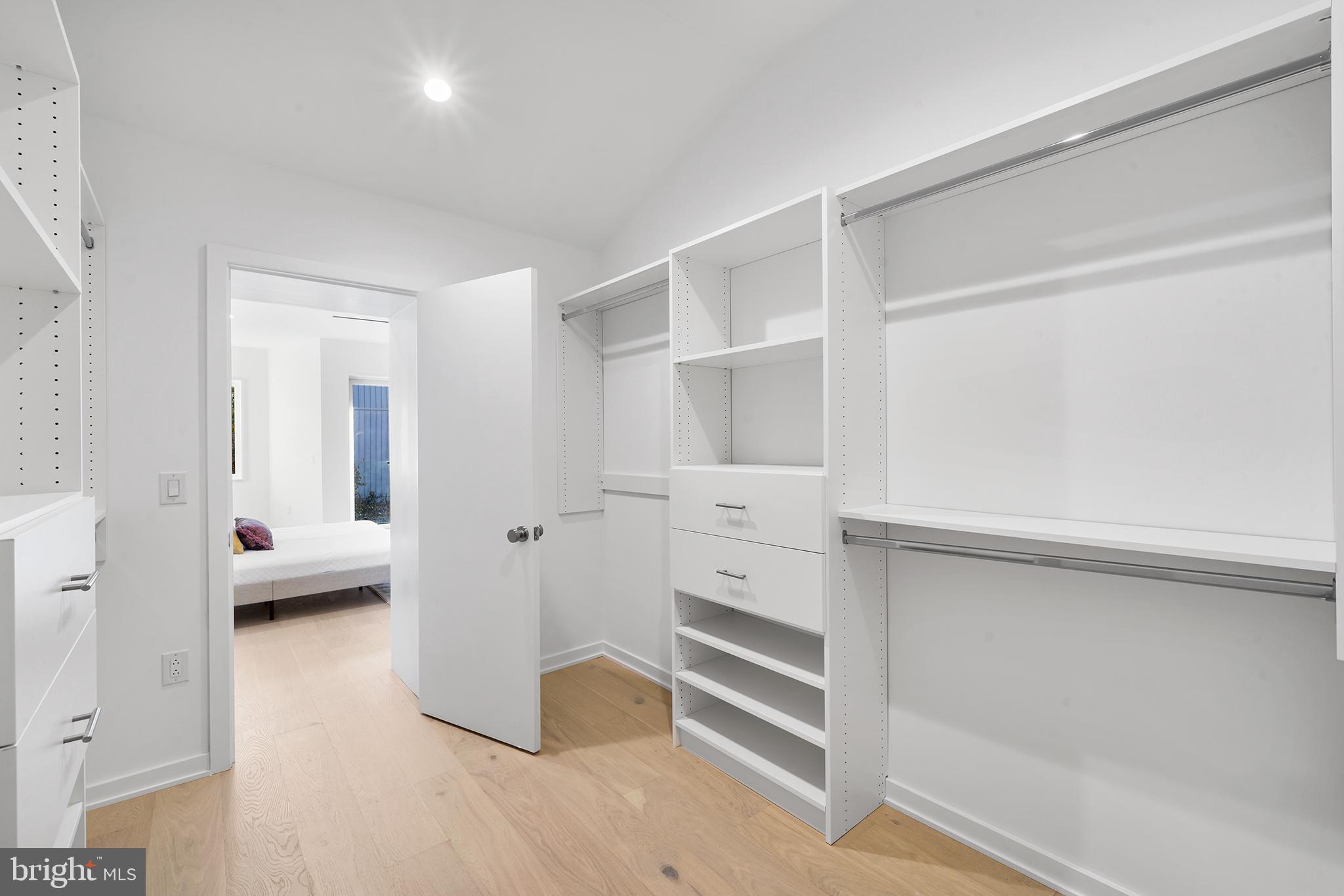 BELLA VISTA - Residential