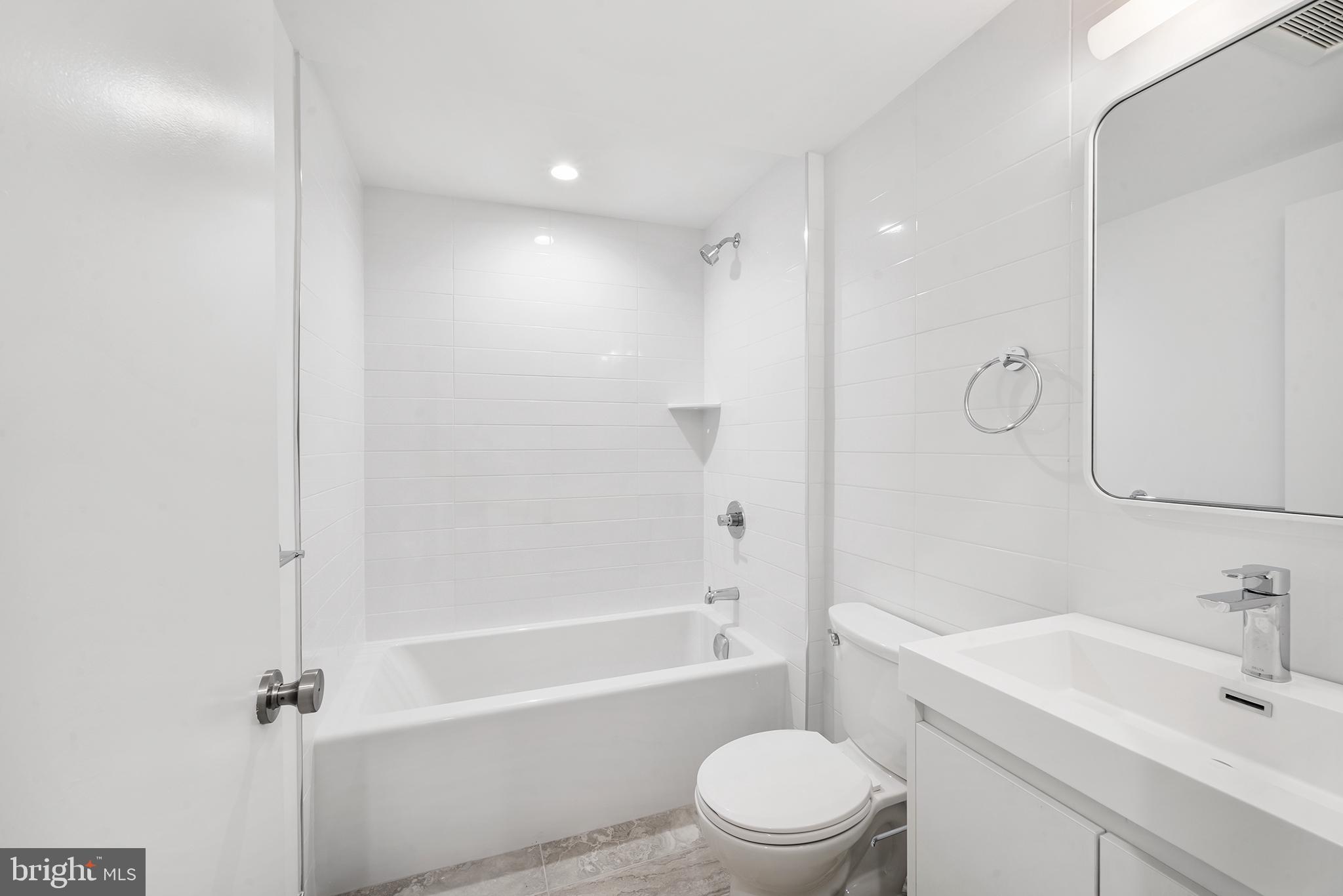 BELLA VISTA - Residential