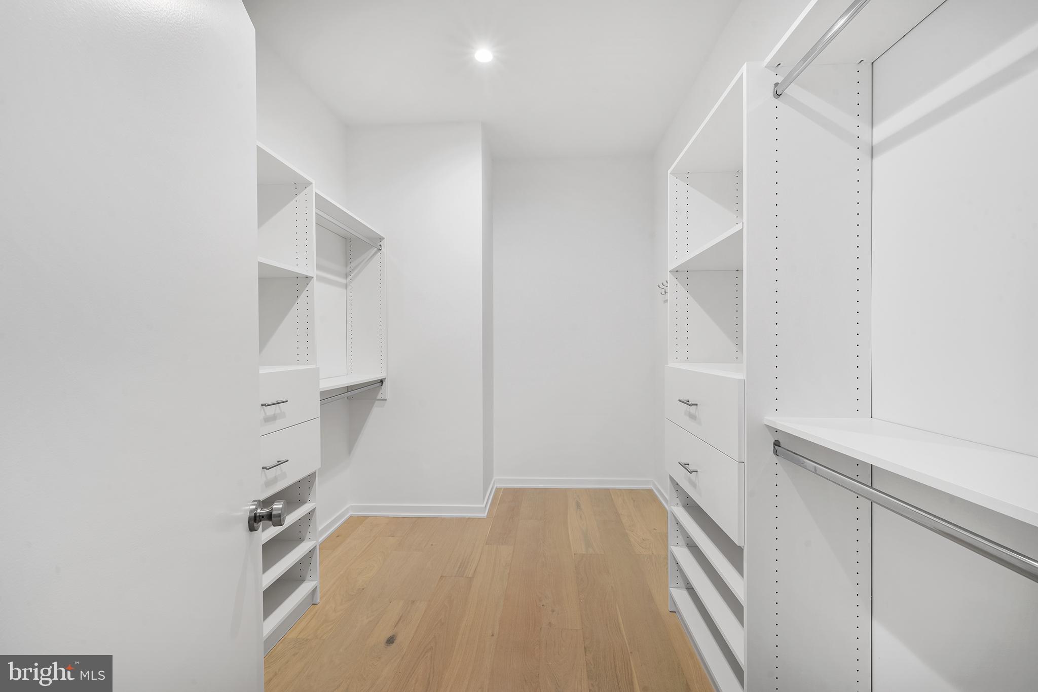 BELLA VISTA - Residential