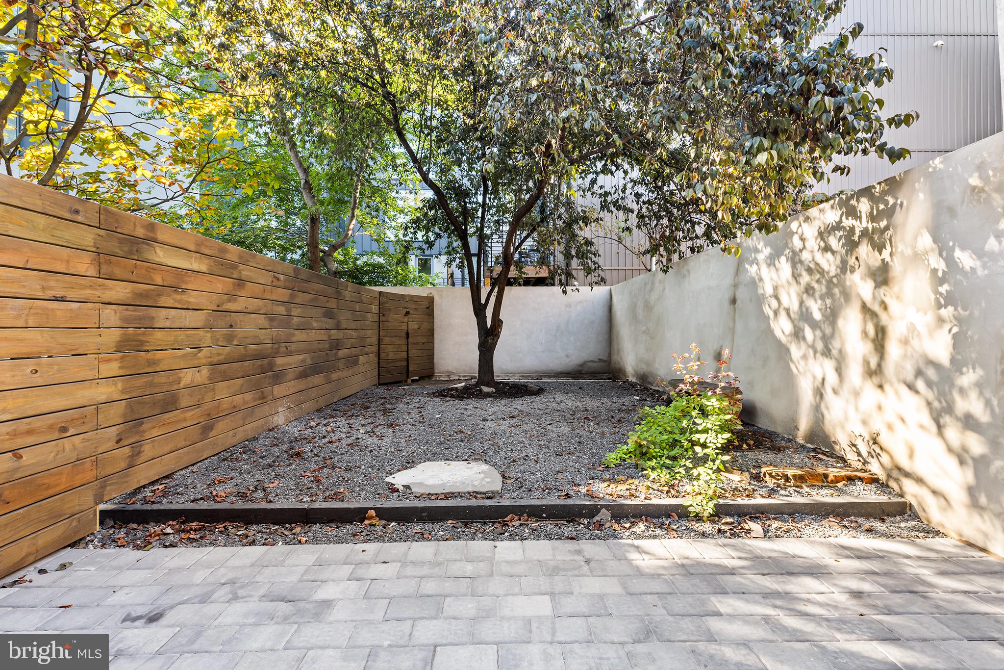 BELLA VISTA - Residential