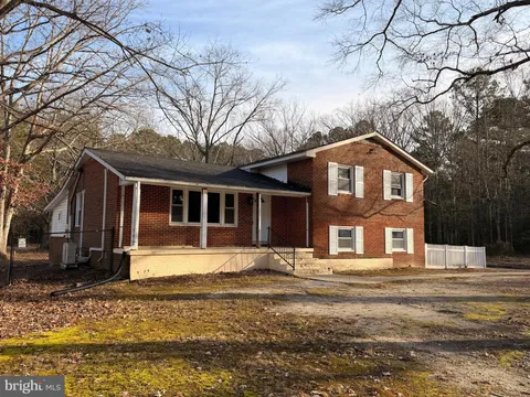 21184 Colton Point Road, Avenue, MD MLS: MDSM2028572