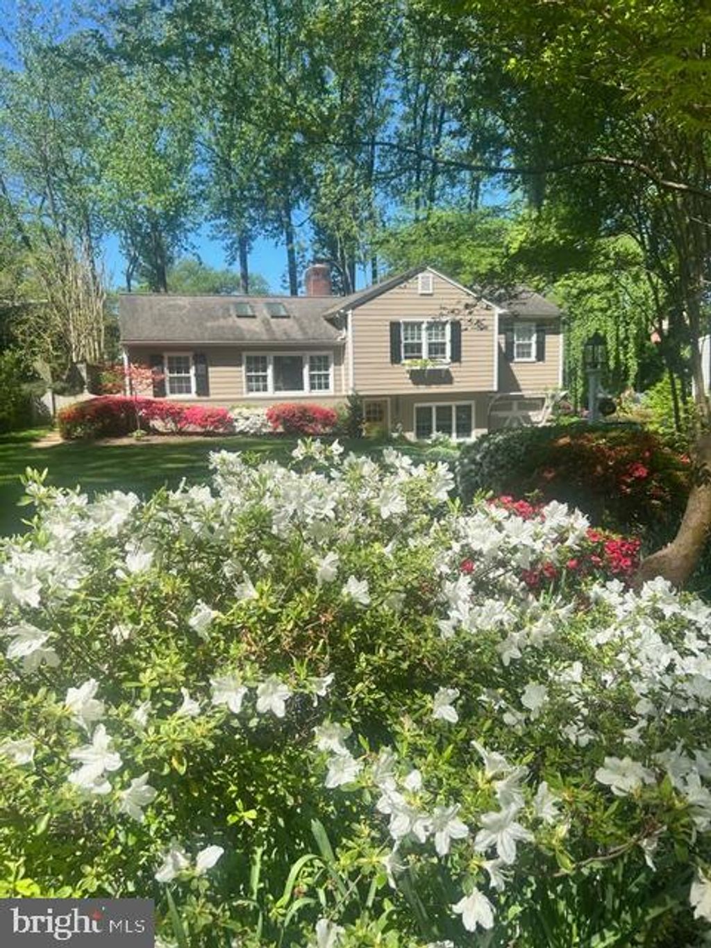 Photo of 11300 Kenilworth Avenue, GARRETT PARK, MD 20896 (MLS # MDMC2196046)