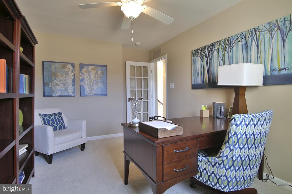 DOWNINGTOWN WALK - Residential