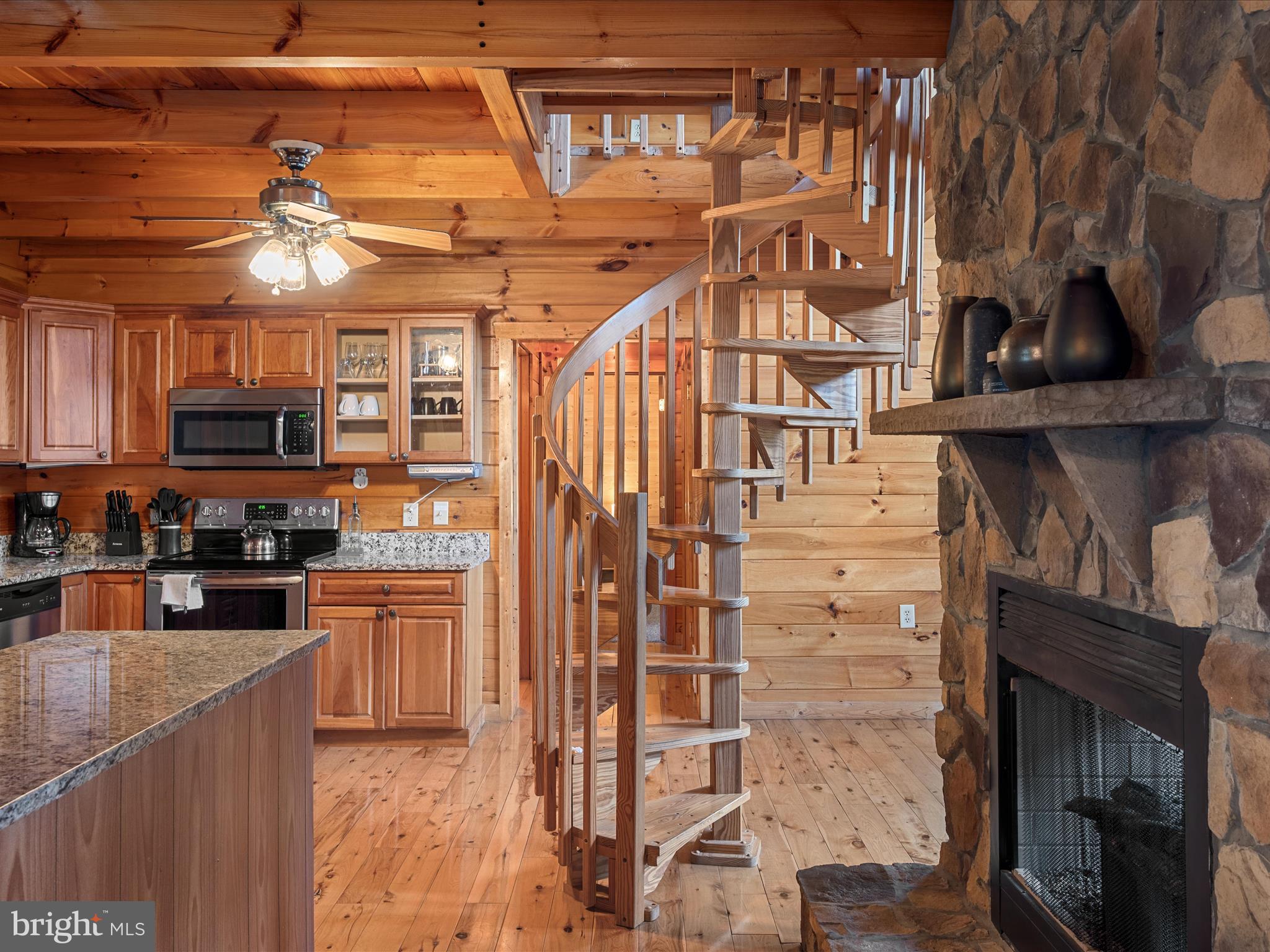 CACAPON SOUTH - Residential